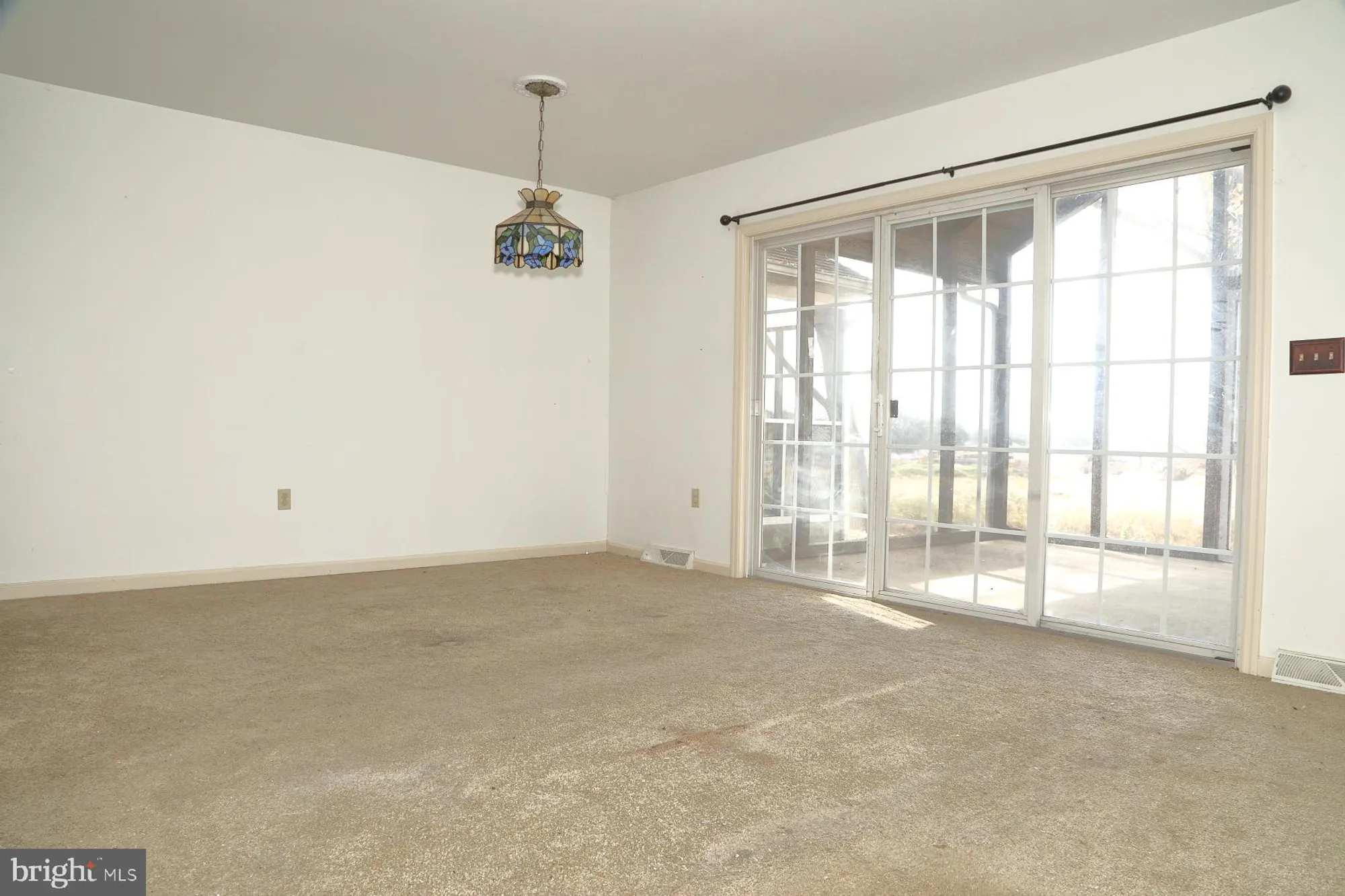 Property Slideshow image 7 of 15 | 597 blueberry ln, Lebanon, PA, 17046