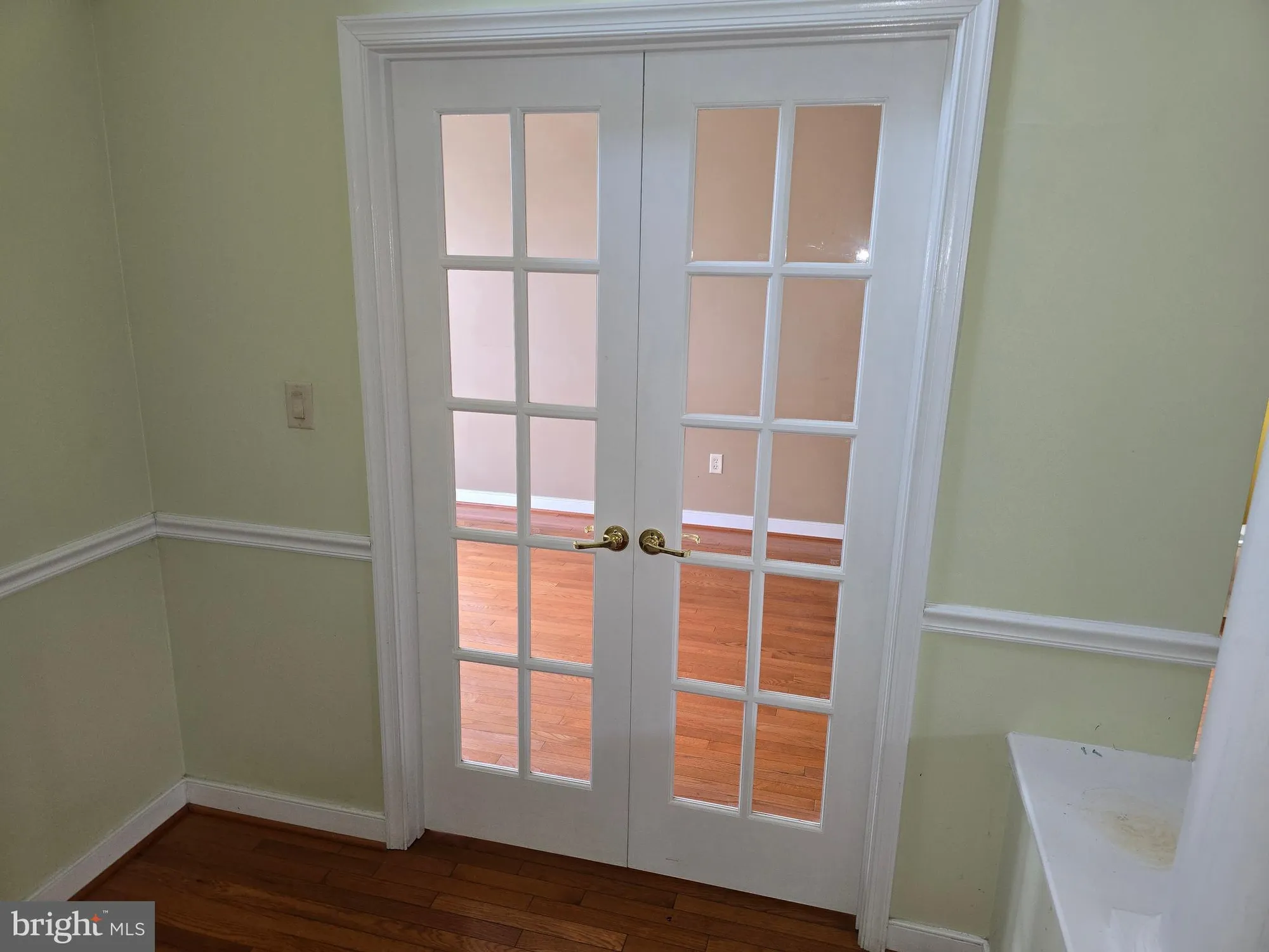 Property Slideshow image 7 of 44 | 8790 sage brush way 19, Columbia, MD, 21045