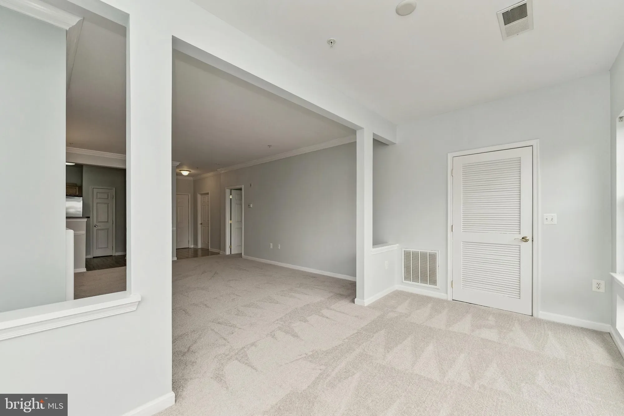 Property Slideshow image 7 of 26 | 13216 fox bow dr 305, Upper Marlboro, MD, 20774