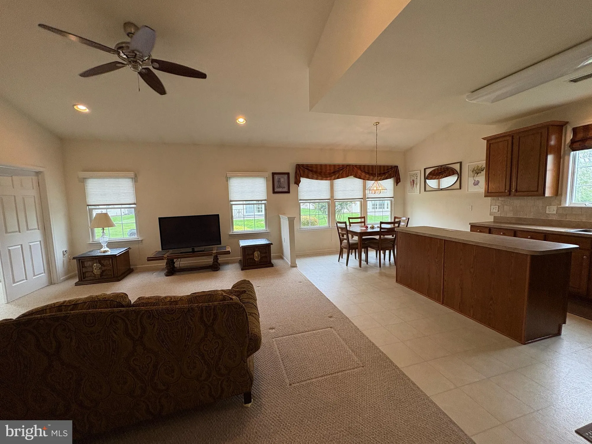 Property Slideshow image 14 of 33 | 59 trainor cir, Bordentown, NJ, 08505