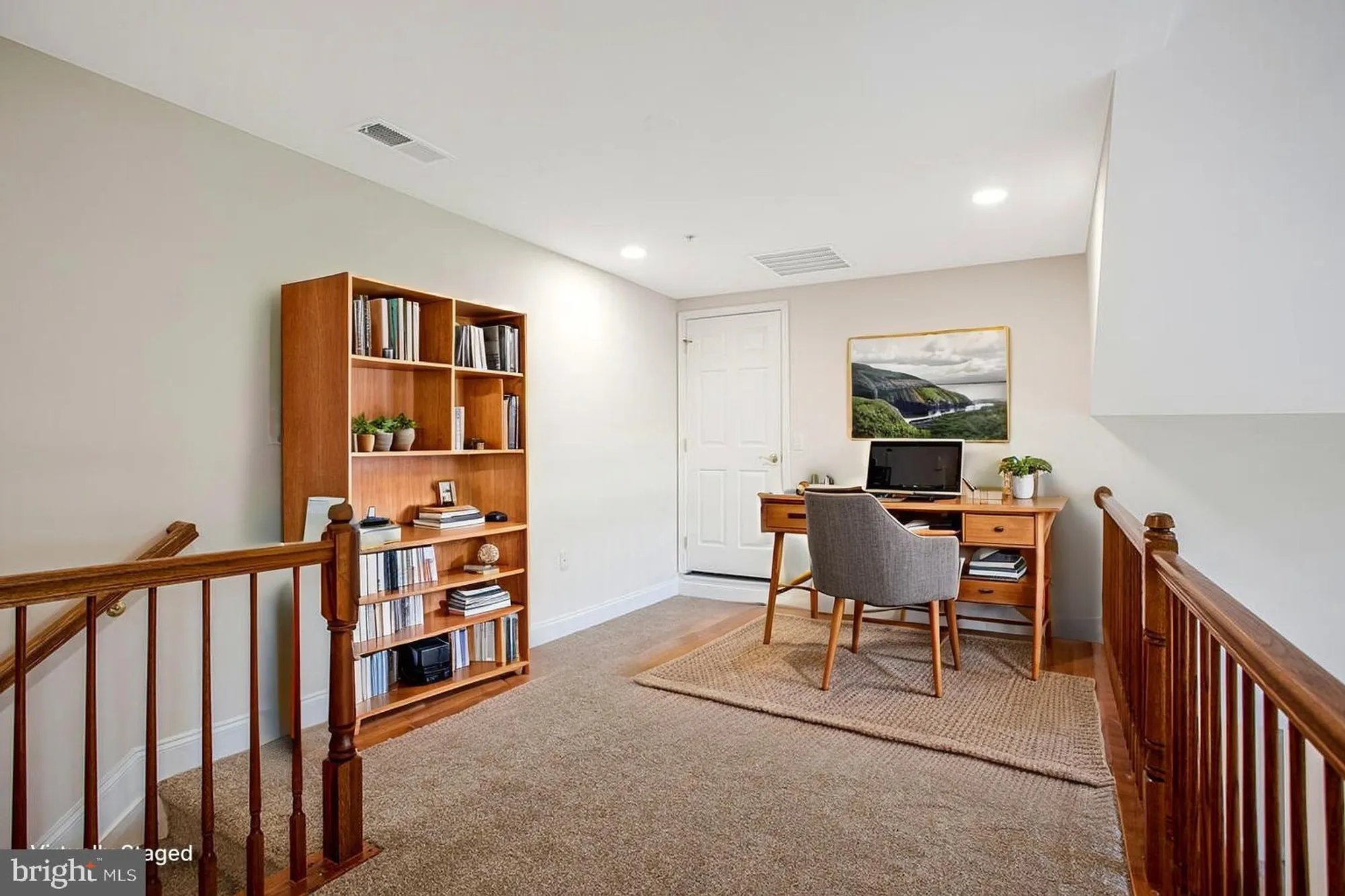 Property Slideshow image 34 of 51 | 8820 shining oceans way 410, Columbia, MD, 21045