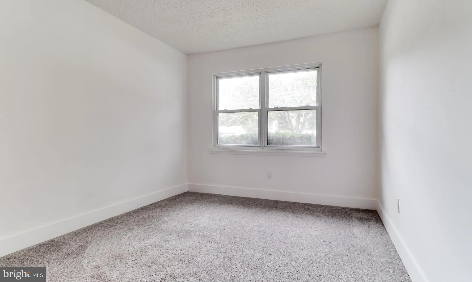 Property Slideshow image 19 of 28 | 1 whitecap way, Brick, NJ, 08723