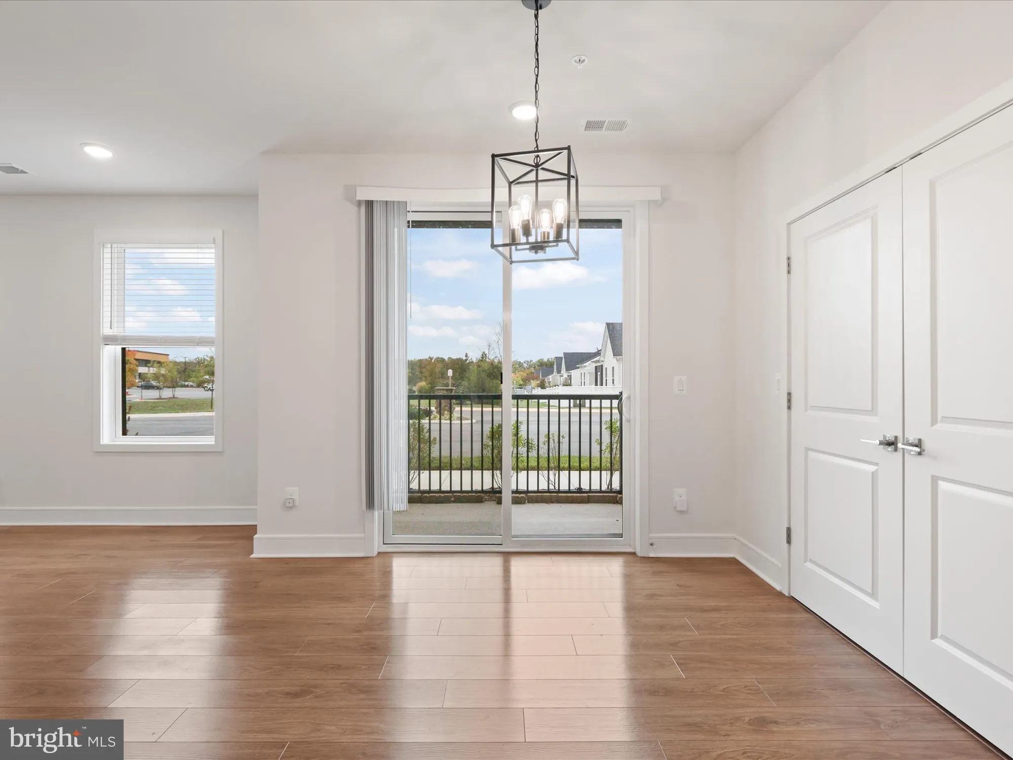 Property Slideshow image 8 of 46 | 42874 firefly sonata ter apt 107, Ashburn, VA, 20148