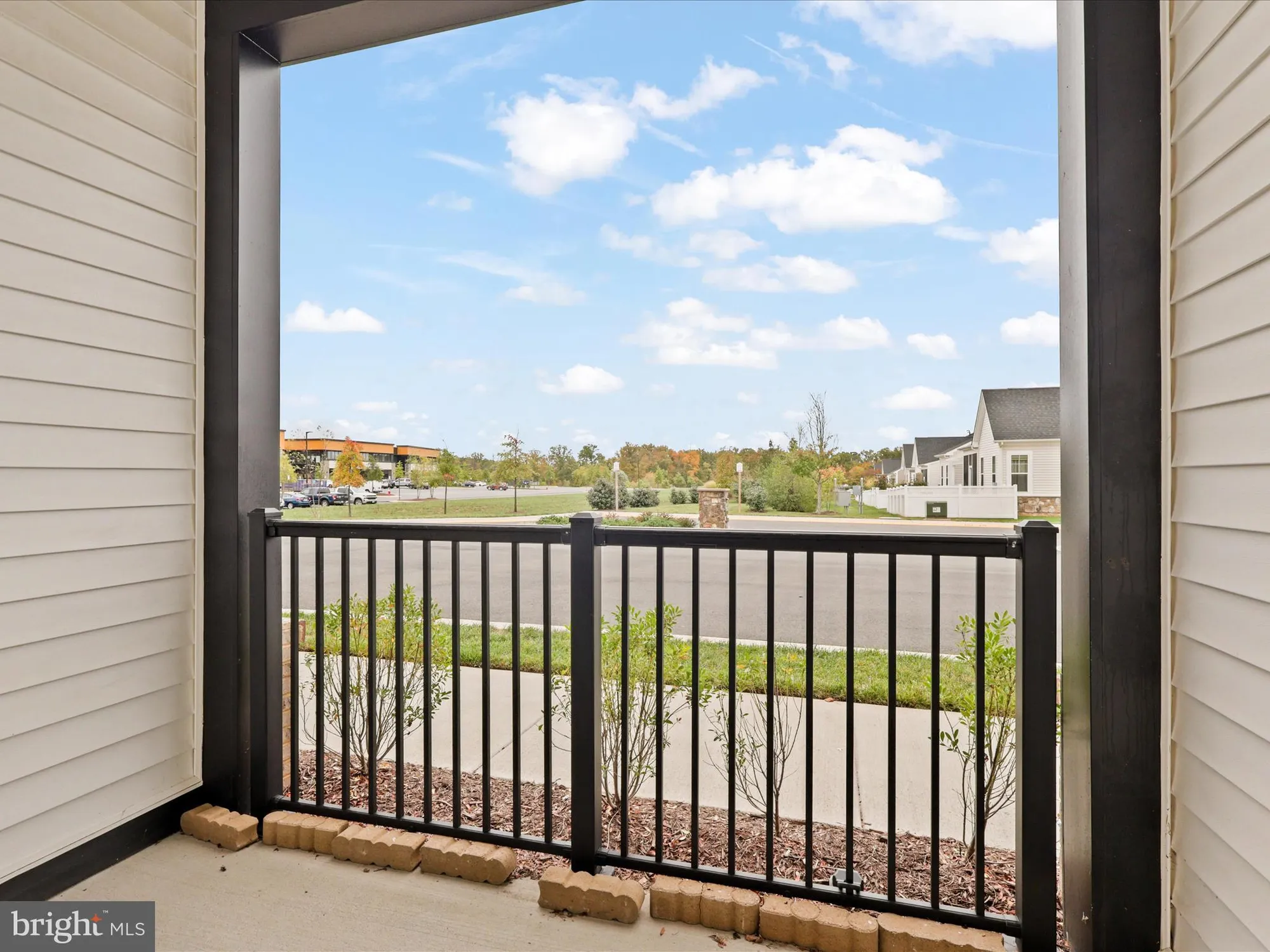 Property Slideshow image 27 of 46 | 42874 firefly sonata ter apt 107, Ashburn, VA, 20148