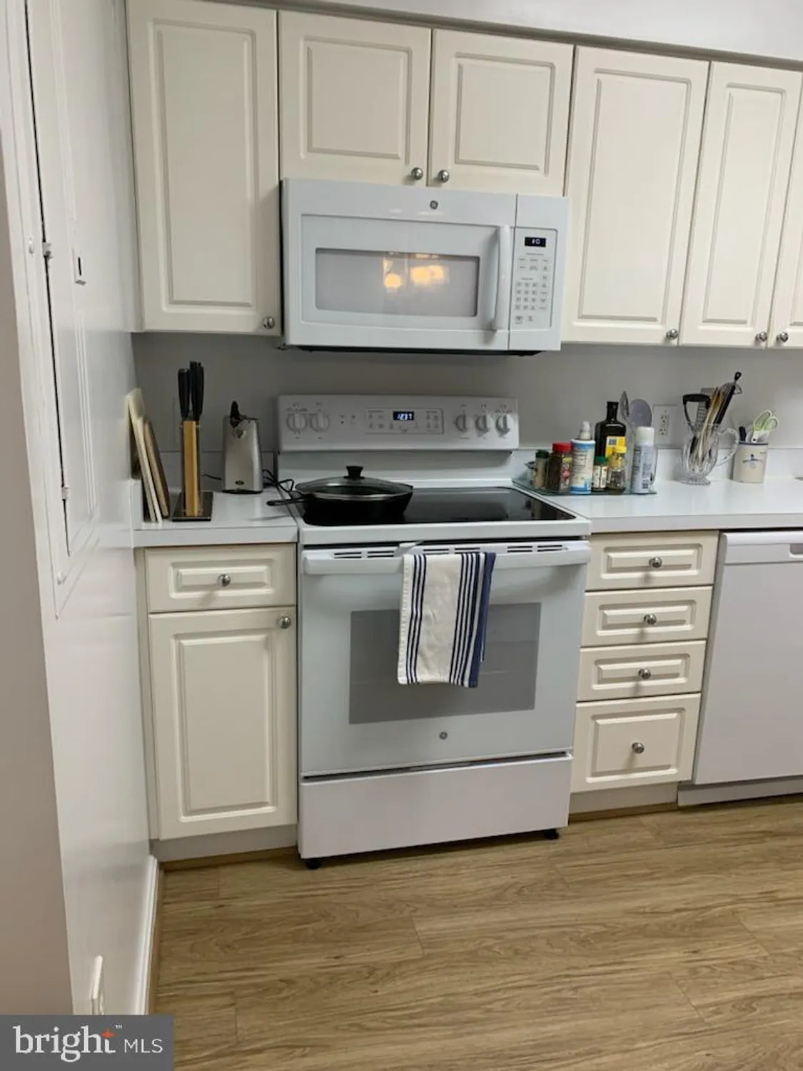 Property Slideshow image 10 of 26 | 3200 n leisure world blvd apt 514, Silver Spring, MD, 20906