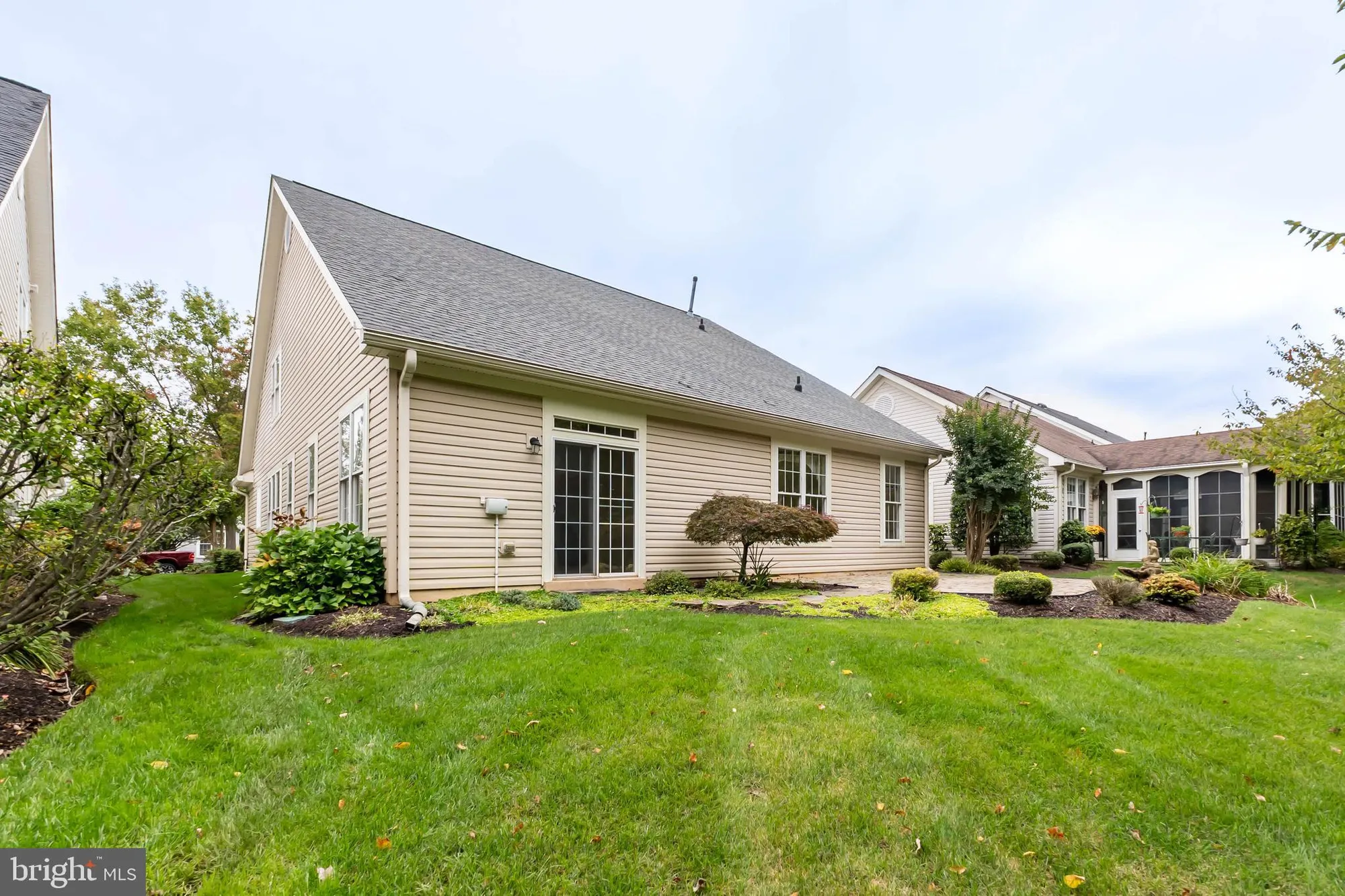 Property Slideshow image 5 of 64 | 6868 saddle run way, Gainesville, VA, 20155