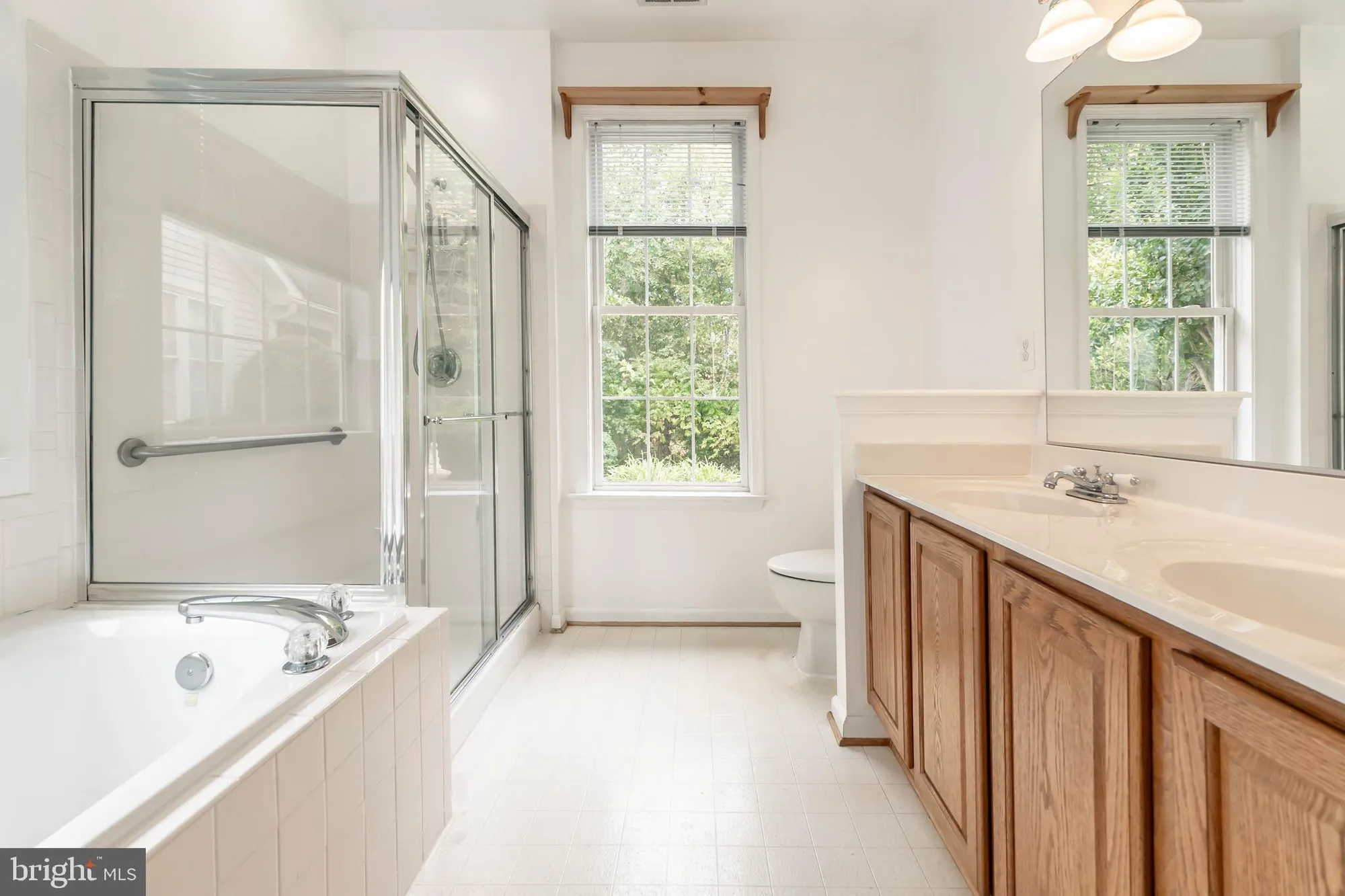 Property Slideshow image 25 of 64 | 6868 saddle run way, Gainesville, VA, 20155