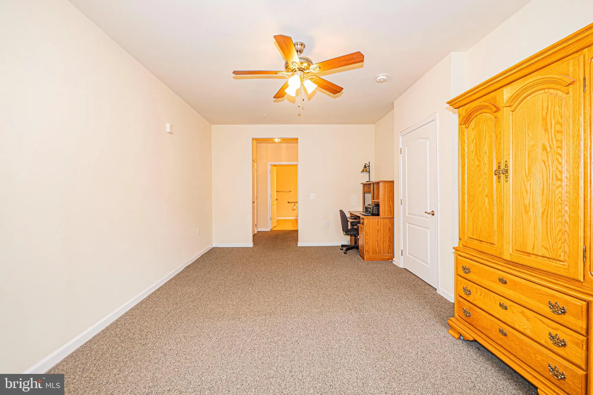 Property Slideshow image 14 of 29 | 1405 wigeon way unit 206, Gambrills, MD, 21054