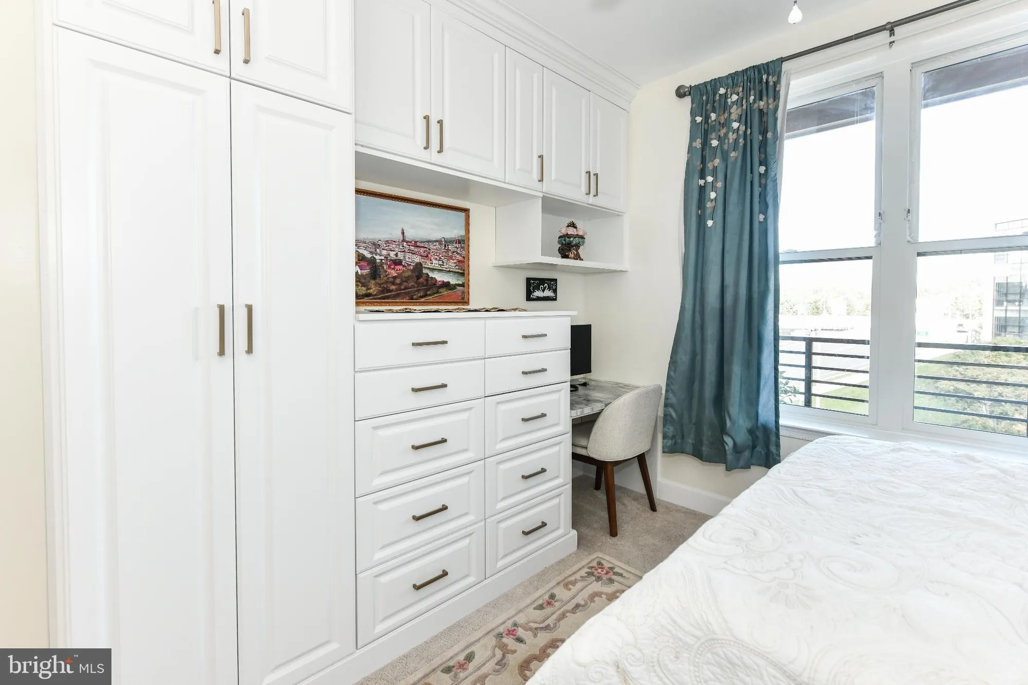 Property Slideshow image 18 of 44 | 2960 vaden dr # 2-406, Fairfax, VA, 22031