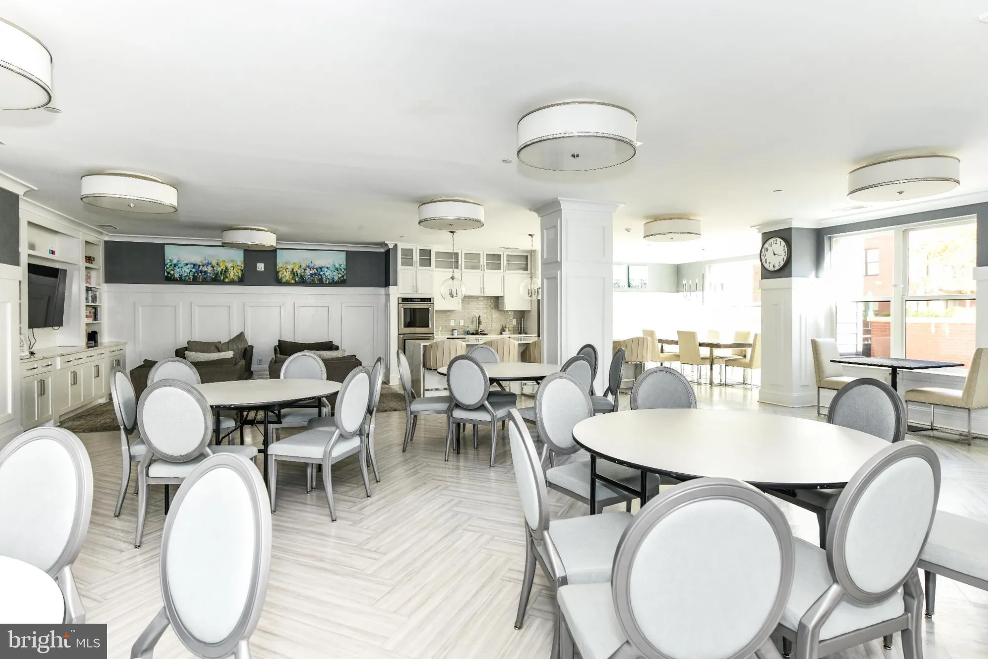 Property Slideshow image 37 of 44 | 2960 vaden dr # 2-406, Fairfax, VA, 22031