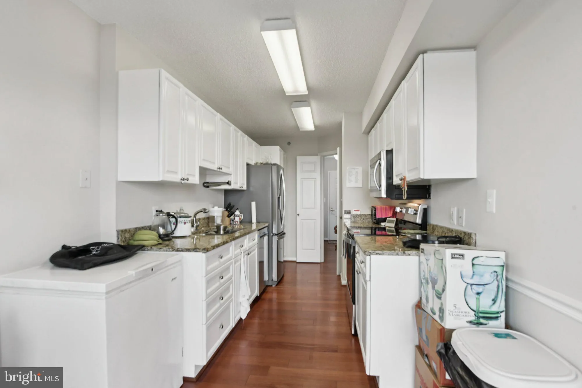 Property Slideshow image 16 of 38 | 19385 cypress ridge ter 815, Leesburg, VA, 20176