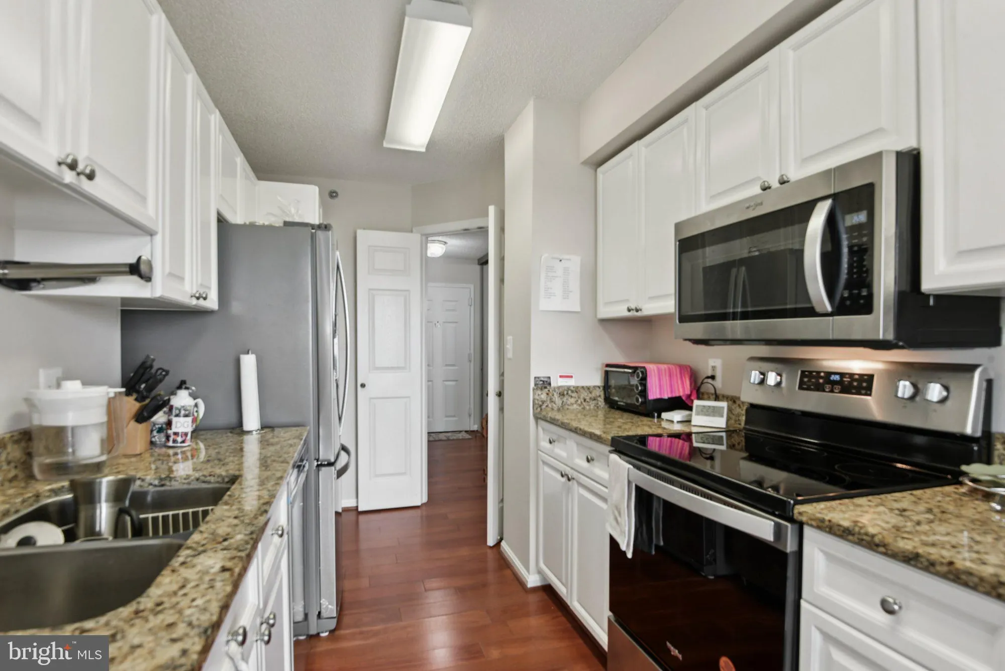 Property Slideshow image 17 of 38 | 19385 cypress ridge ter 815, Leesburg, VA, 20176