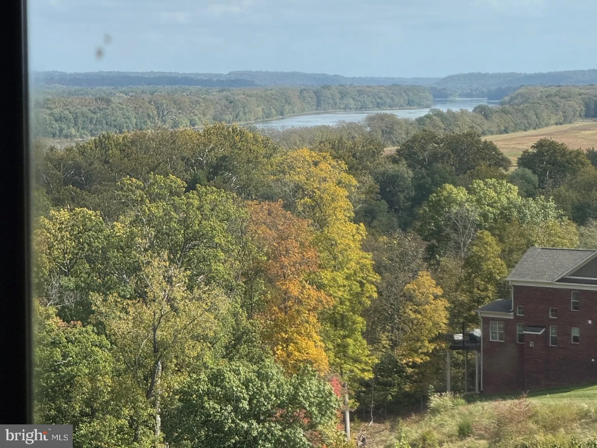 Property Slideshow image 6 of 38 | 19385 cypress ridge ter 815, Leesburg, VA, 20176