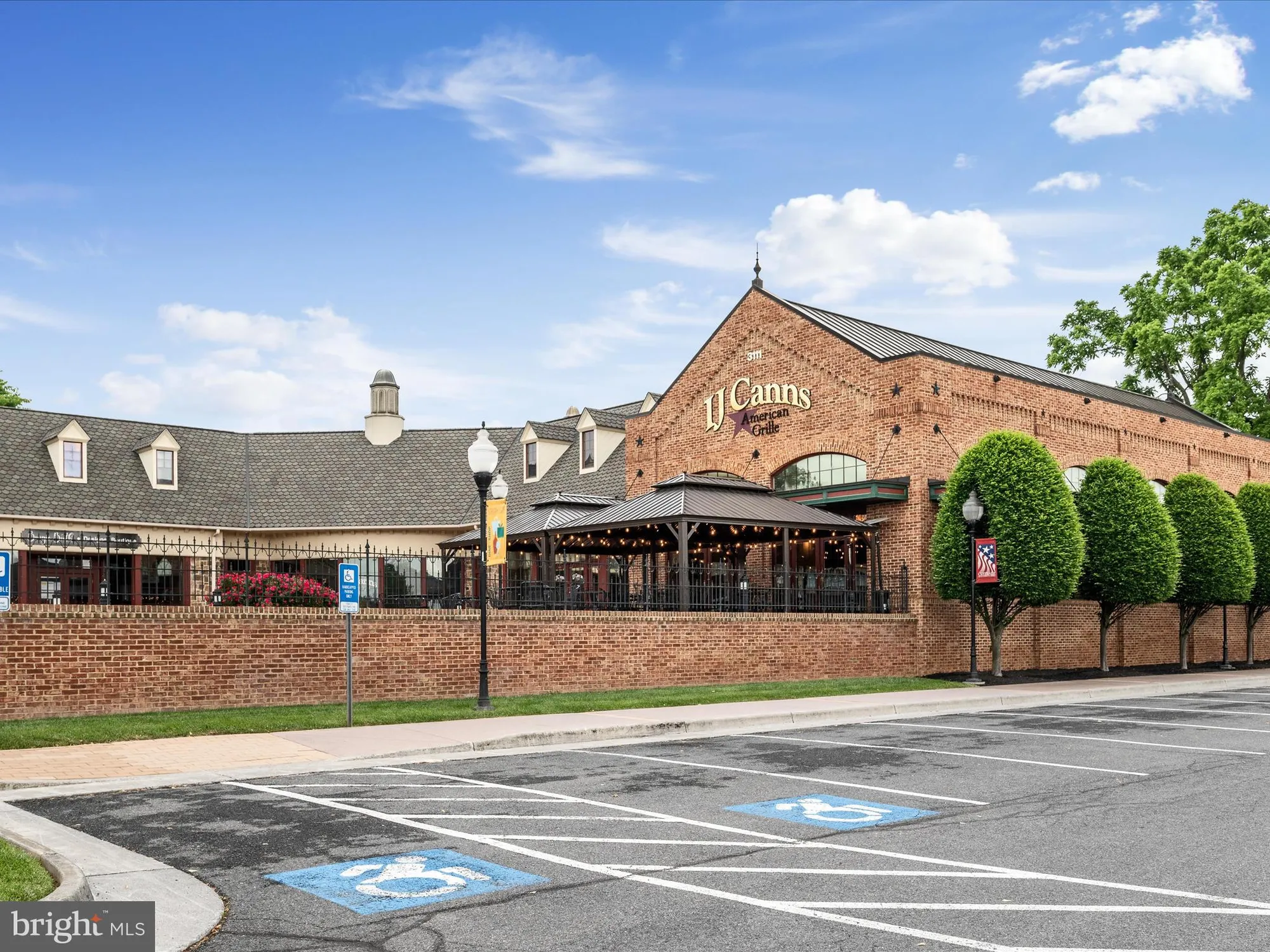 Property Slideshow image 32 of 41 | 222 crestwood ln, Winchester, VA, 22602