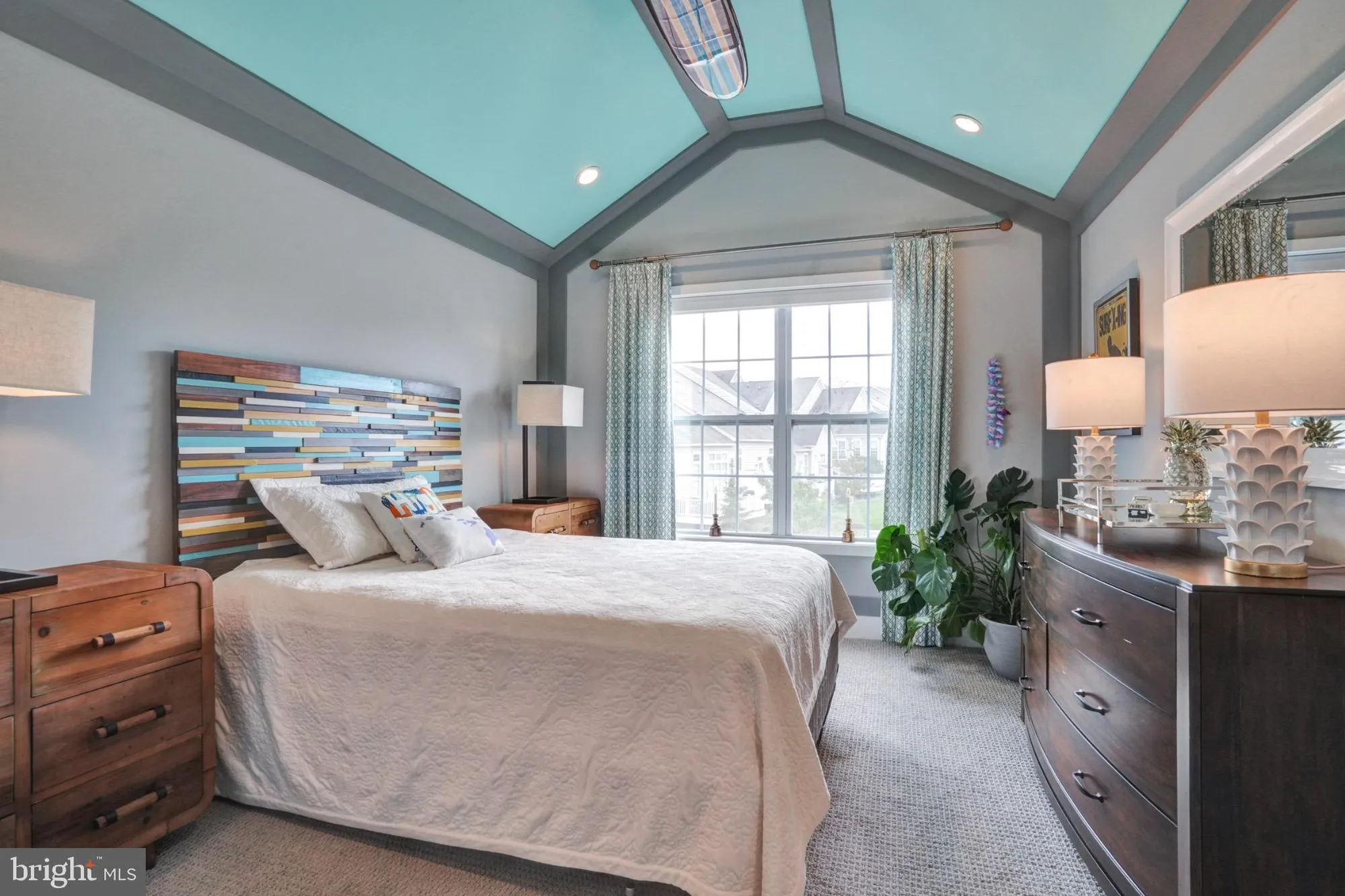 Property Slideshow image 37 of 69 | 332 joshua tree dr, Collegeville, PA, 19426