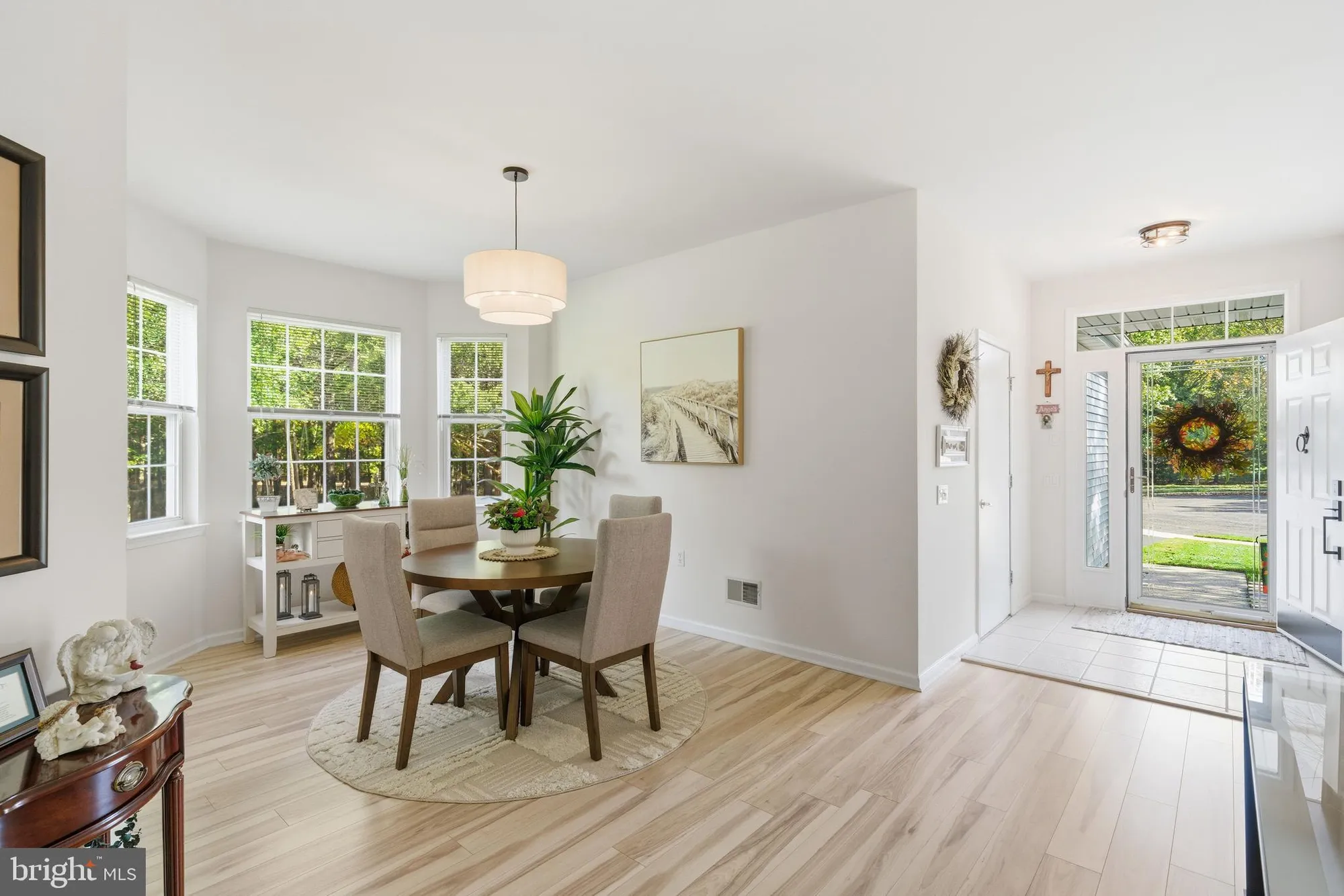 Property Slideshow image 12 of 59 | 7 river bend ct, Barnegat, NJ, 08005