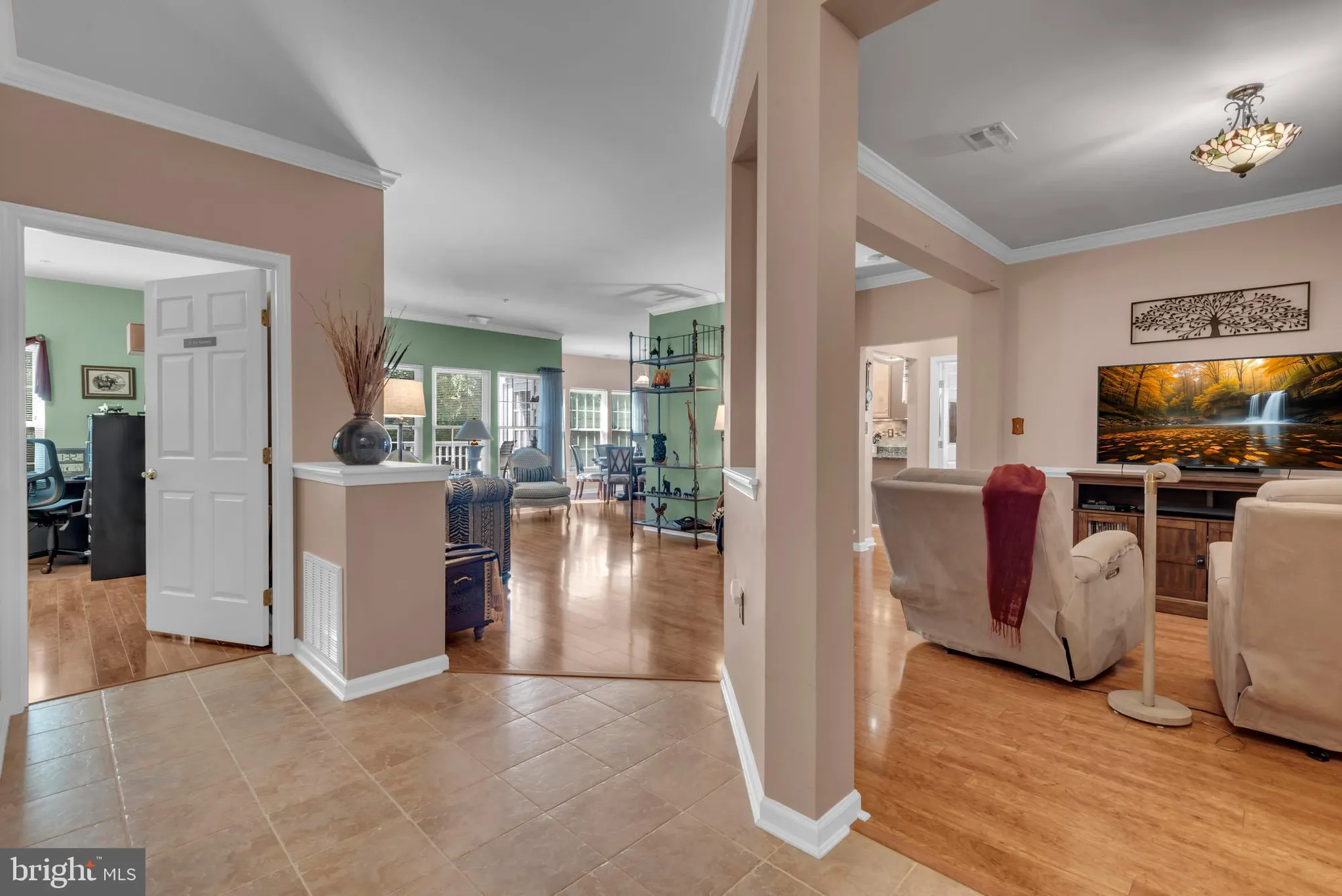 Property Slideshow image 9 of 41 | 2605 clarion ct apt 303, Odenton, MD, 21113