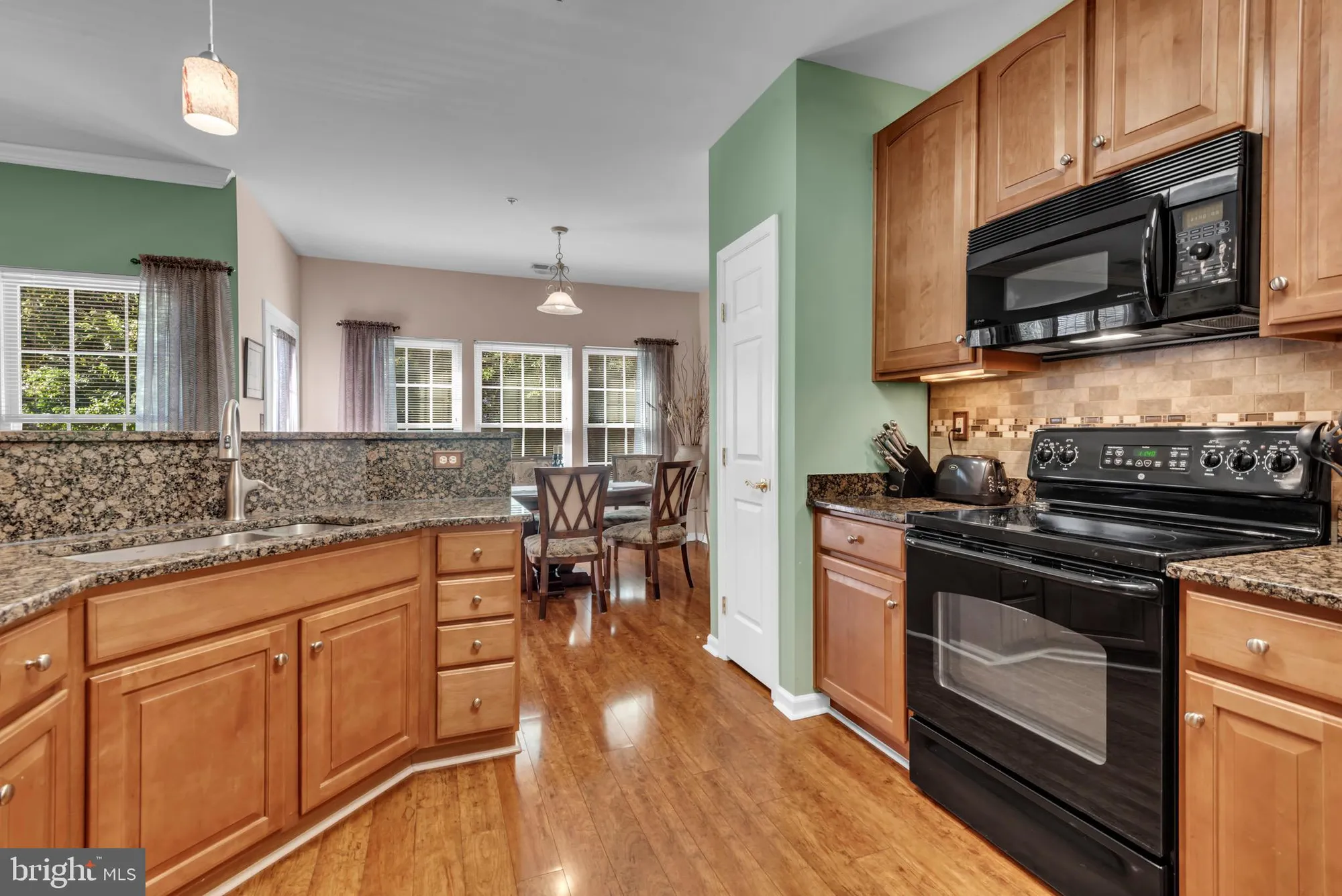 Property Slideshow image 18 of 41 | 2605 clarion ct apt 303, Odenton, MD, 21113