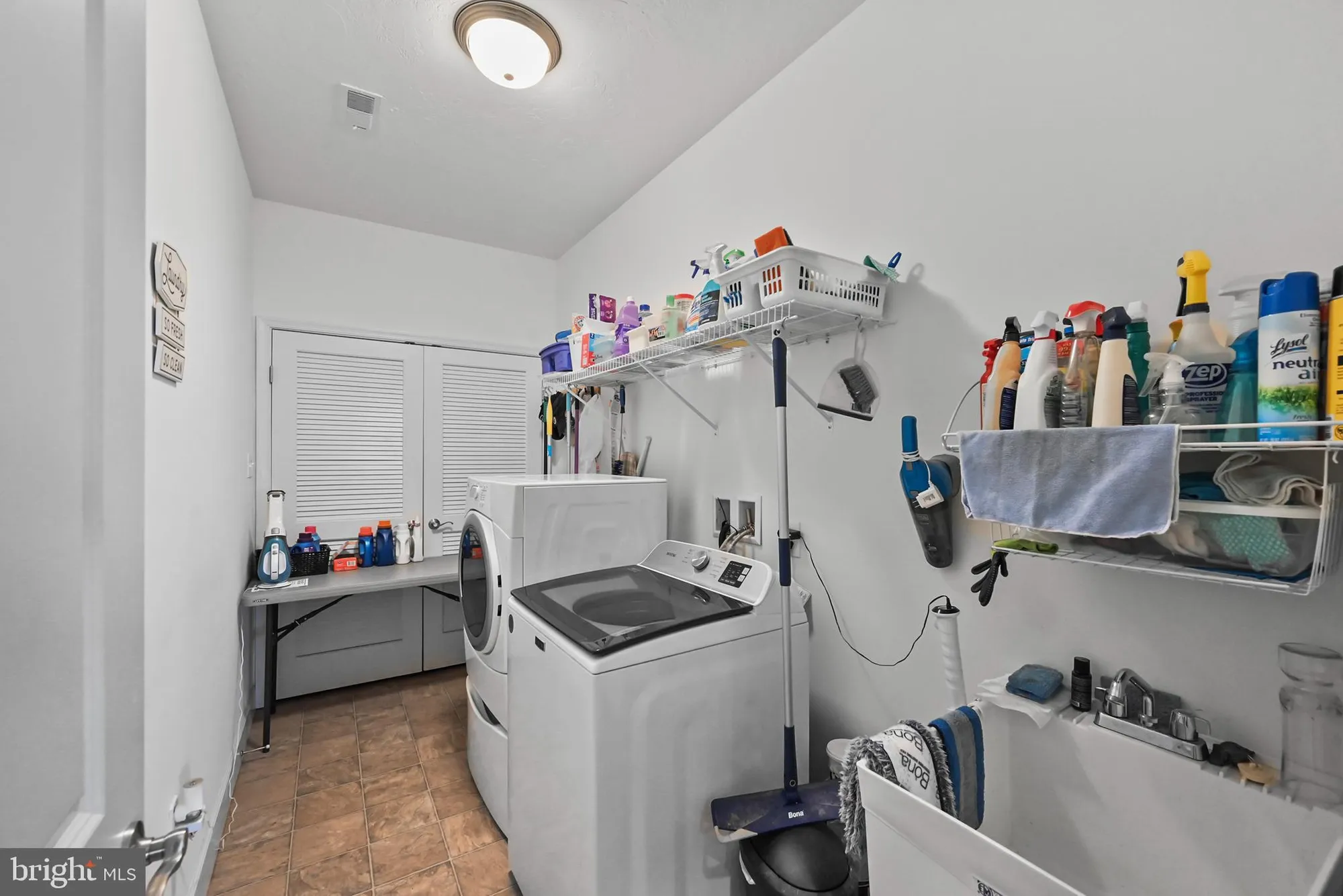 Property Slideshow image 29 of 36 | 679 cypress dr # 76, Hanover, PA, 17331