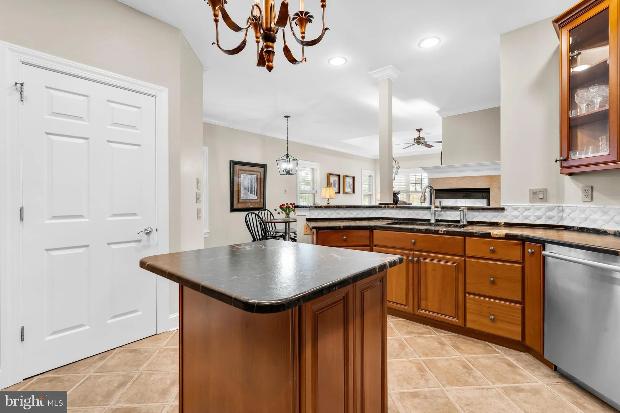 Property Slideshow image 14 of 59 | 303 blue heron ct, New Hope, PA, 18938