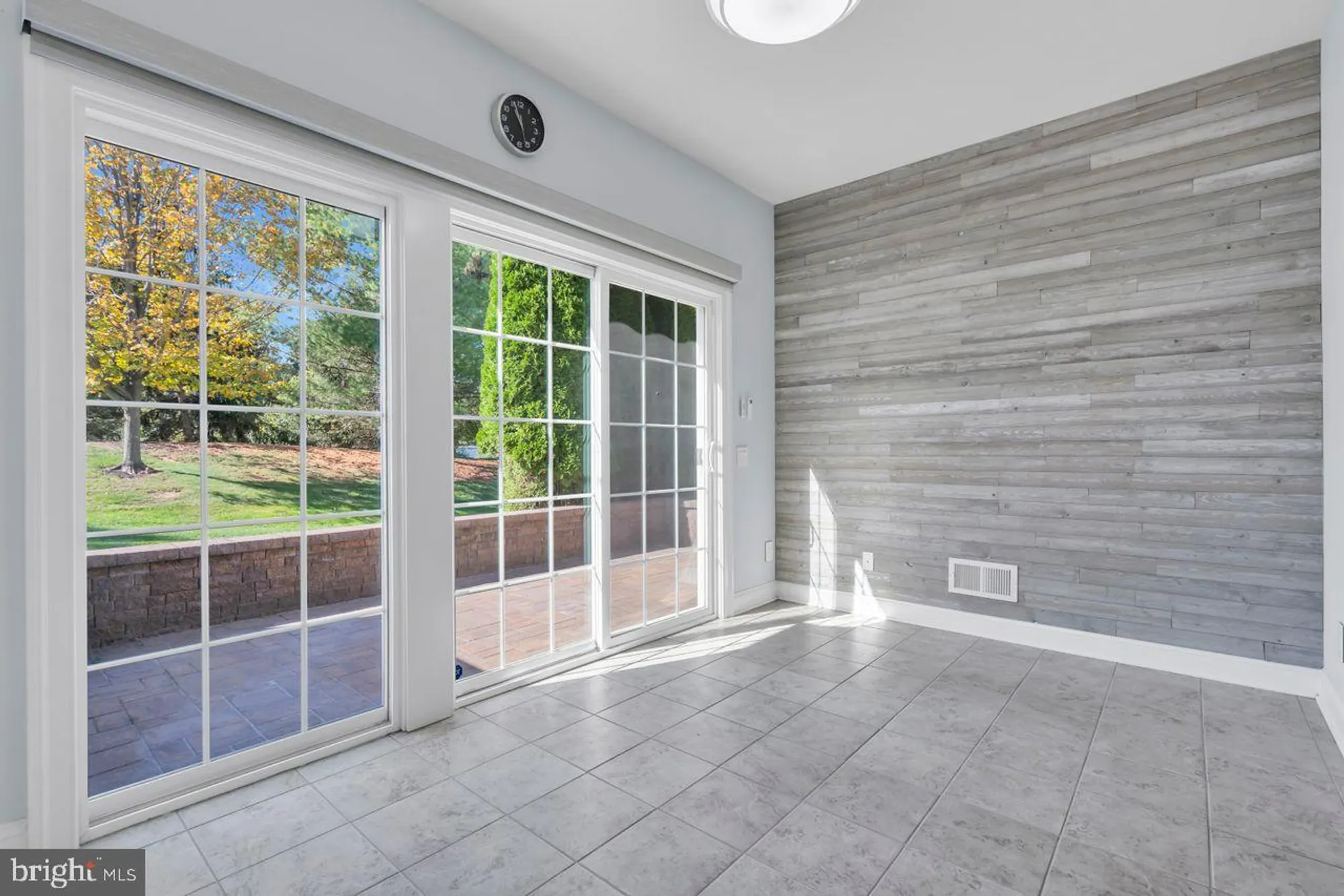 Property Slideshow image 19 of 31 | 239 sparrow dr, Hamilton, NJ, 08690