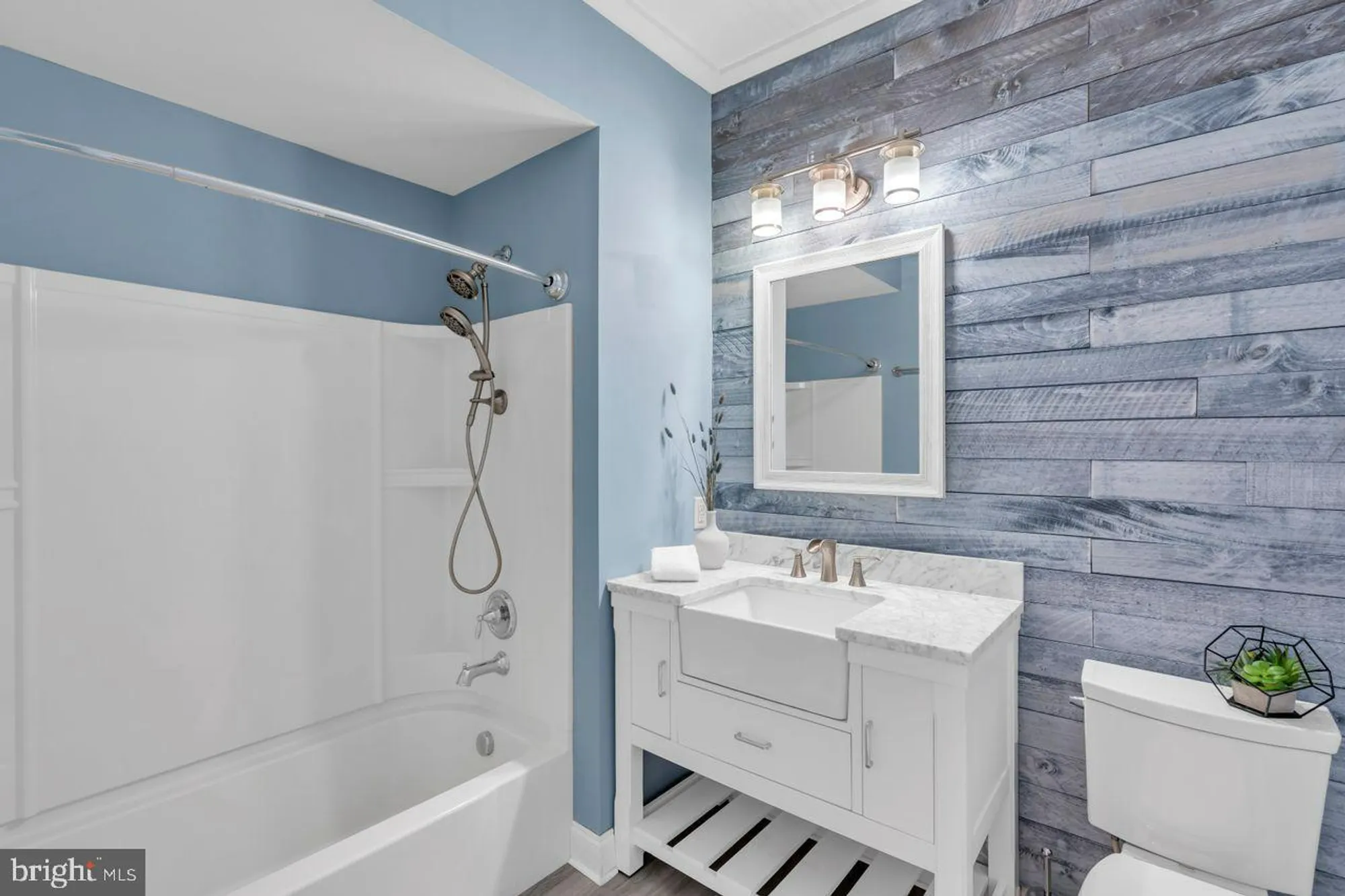 Property Slideshow image 12 of 31 | 239 sparrow dr, Hamilton, NJ, 08690