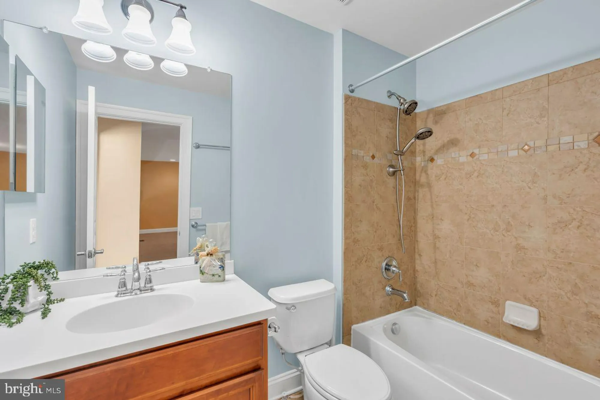 Property Slideshow image 24 of 31 | 239 sparrow dr, Hamilton, NJ, 08690
