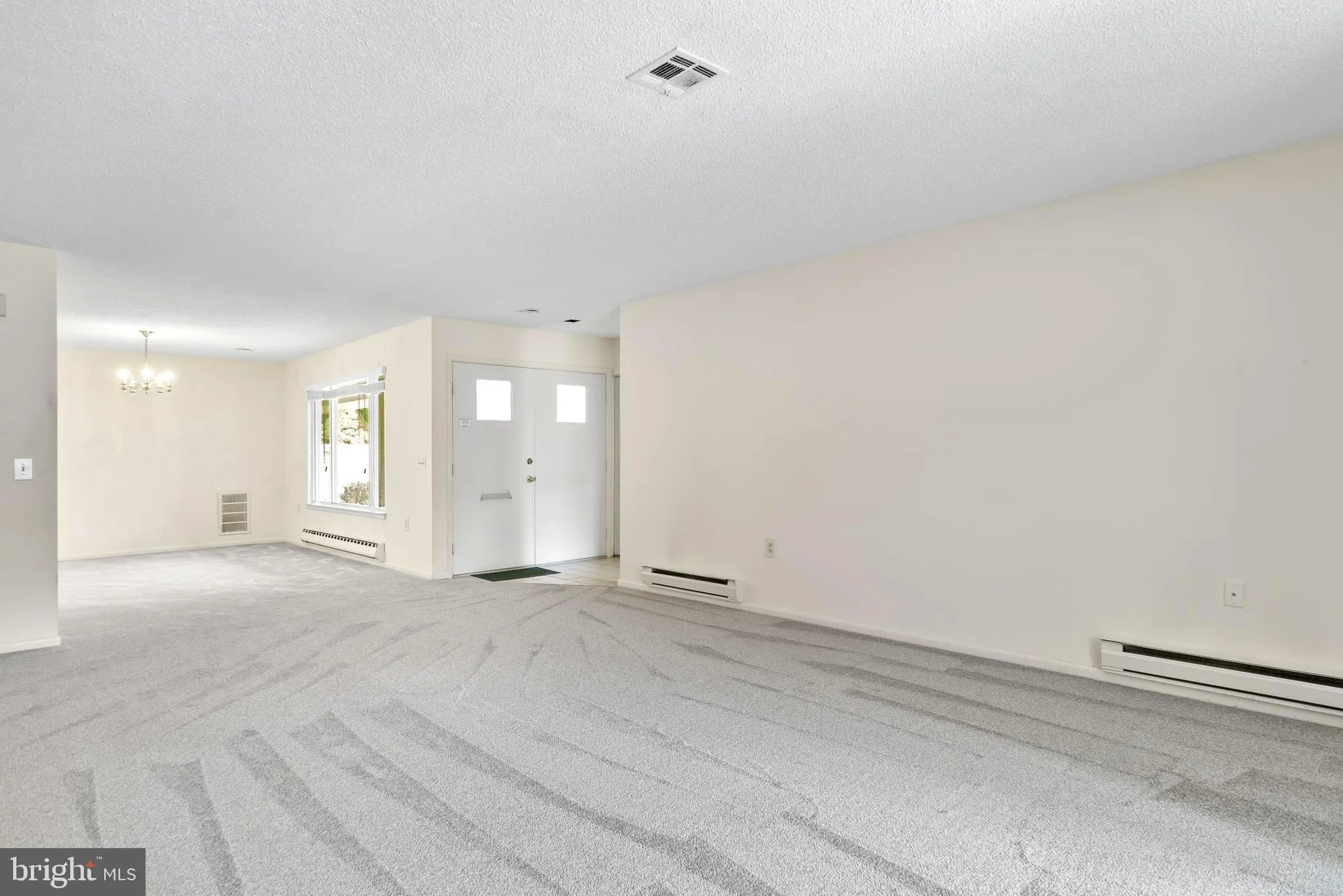 Property Slideshow image 5 of 31 | 15524 prince frederick way # 118-a, Silver Spring, MD, 20906