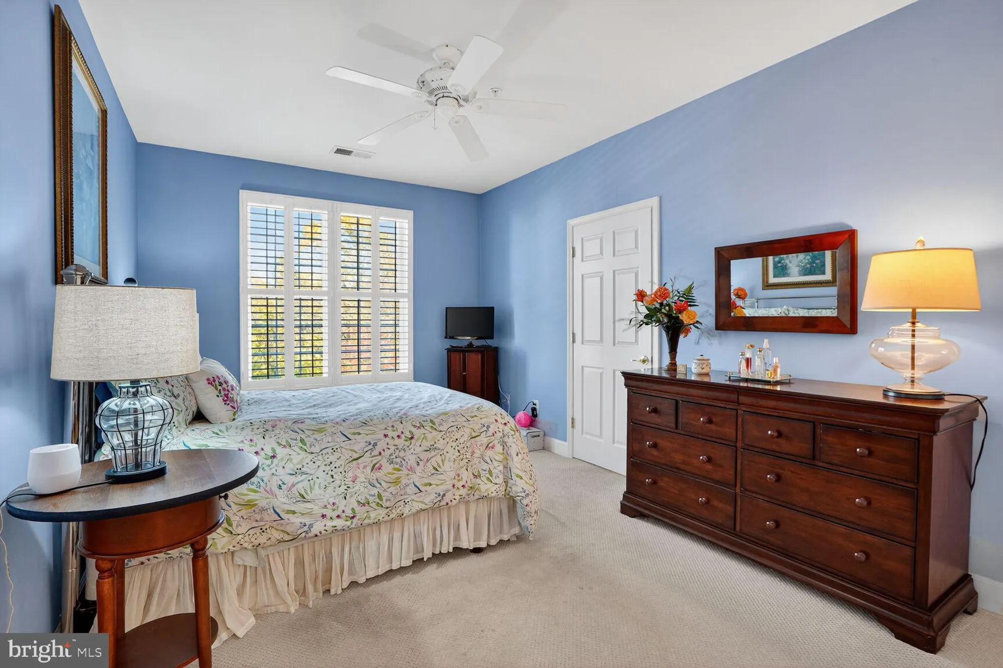 Property Slideshow image 19 of 40 | 7065 heritage hunt dr 203, Gainesville, VA, 20155