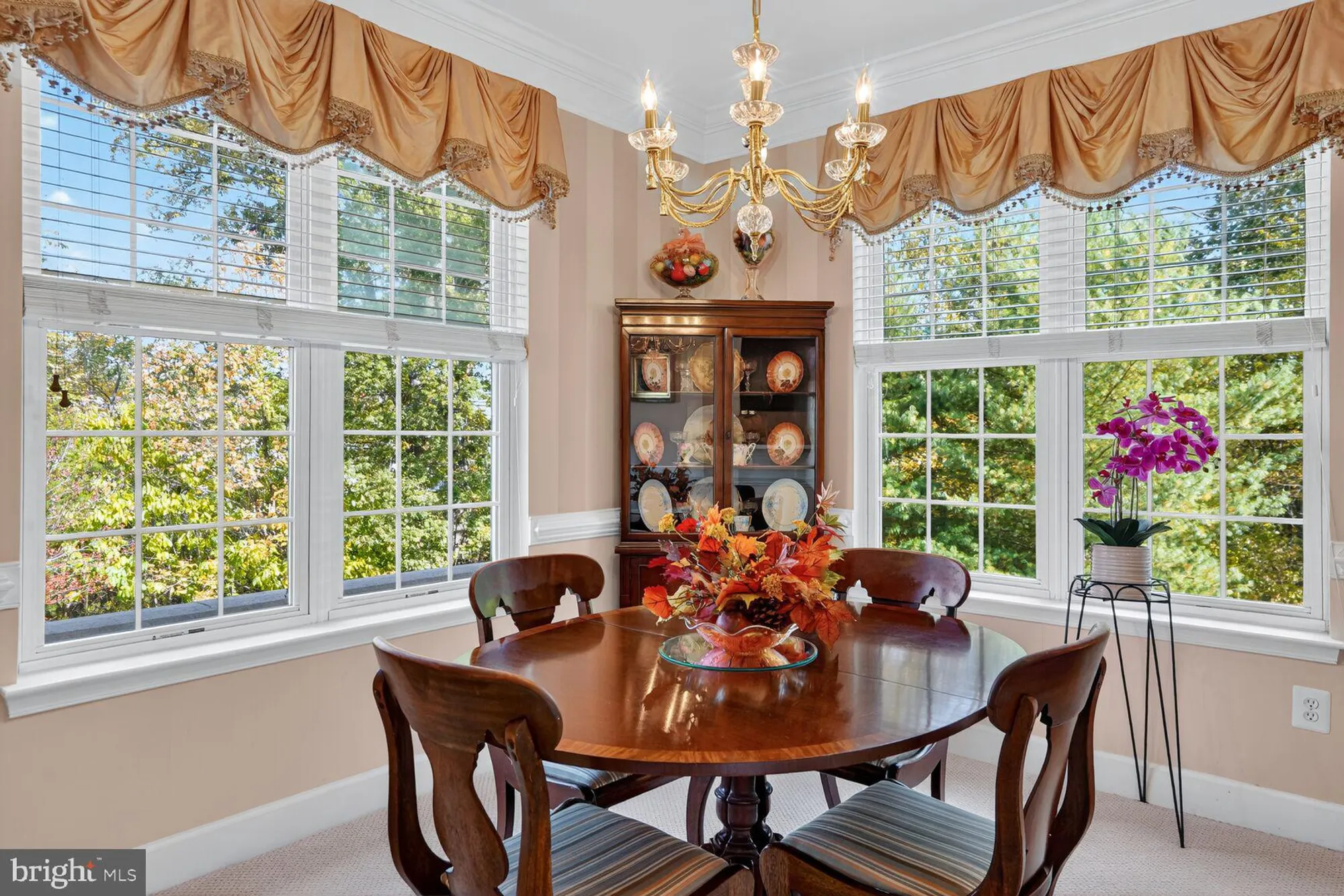 Property Slideshow image 14 of 40 | 7065 heritage hunt dr 203, Gainesville, VA, 20155