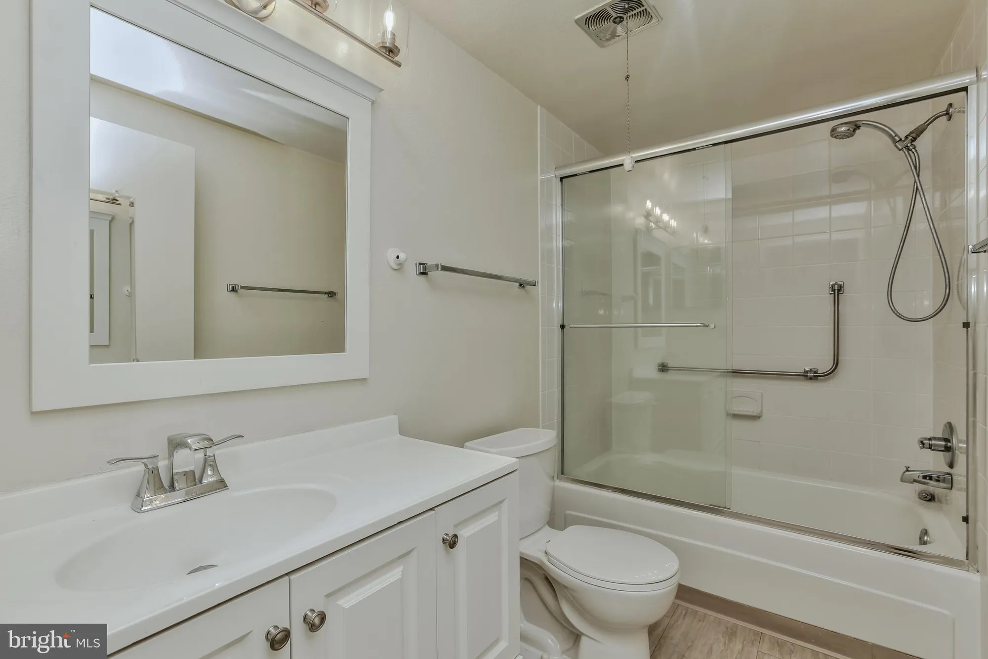 Property Slideshow image 19 of 22 | 3320 chiswick ct 61-2b, Silver Spring, MD, 20906