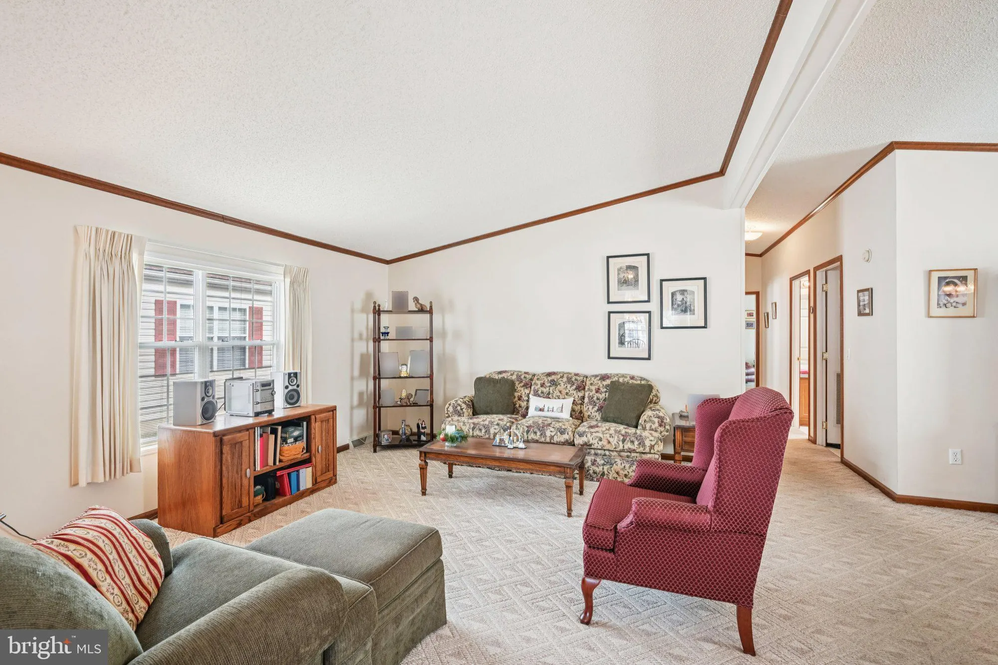 Property Slideshow image 11 of 64 | 1099 jfk dr, North Wales, PA, 19454