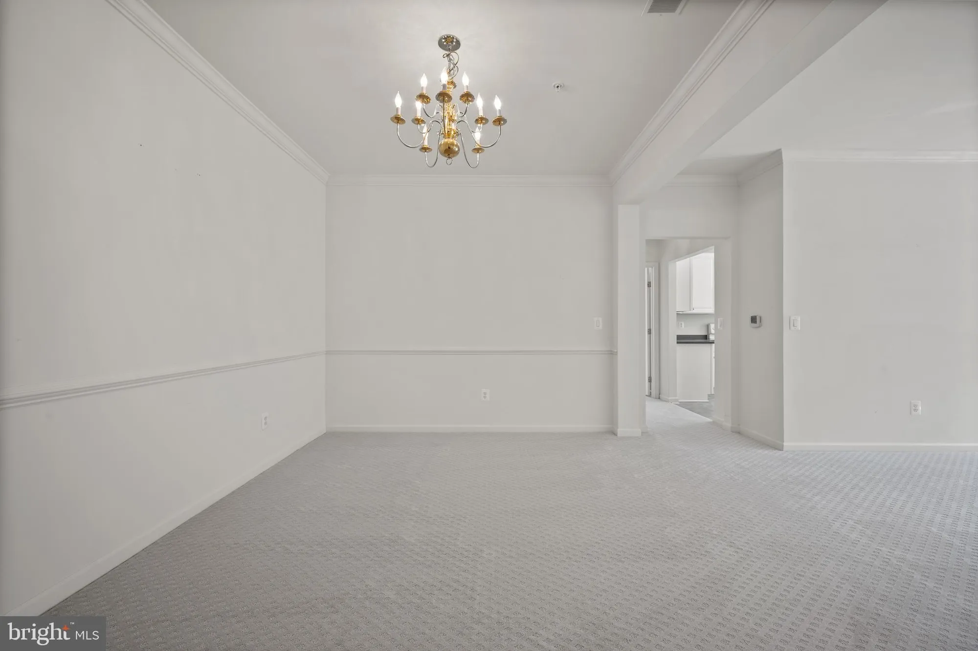 Property Slideshow image 11 of 34 | 8100 hickory high ct h, Ellicott City, MD, 21043