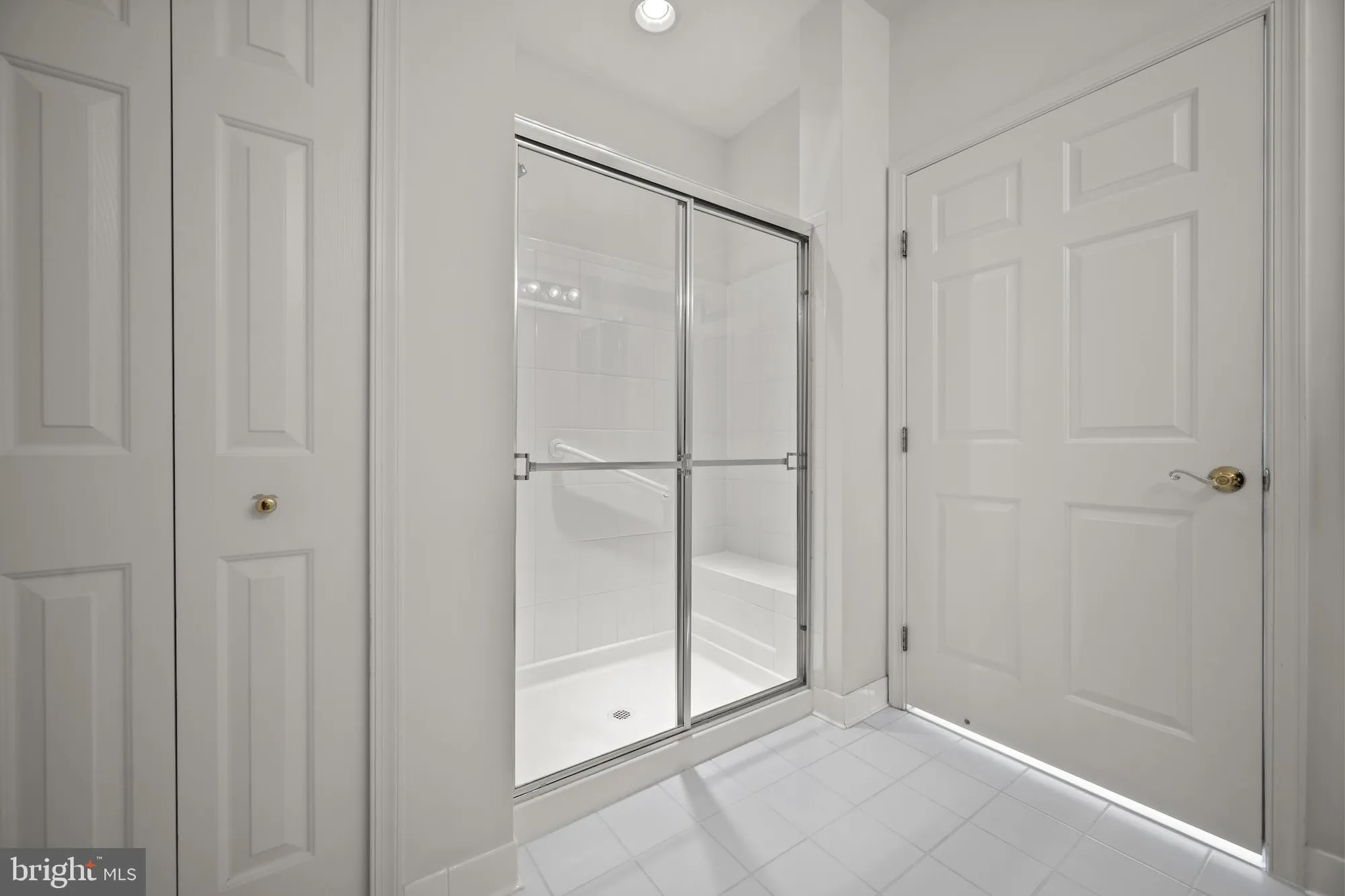 Property Slideshow image 18 of 34 | 8100 hickory high ct h, Ellicott City, MD, 21043