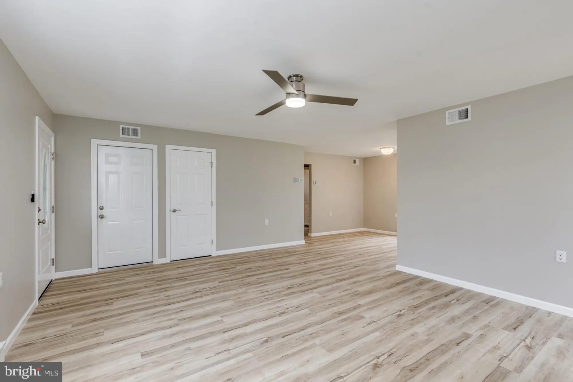 Property Slideshow image 9 of 47 | 248 huntington dr, Southampton, NJ, 08088