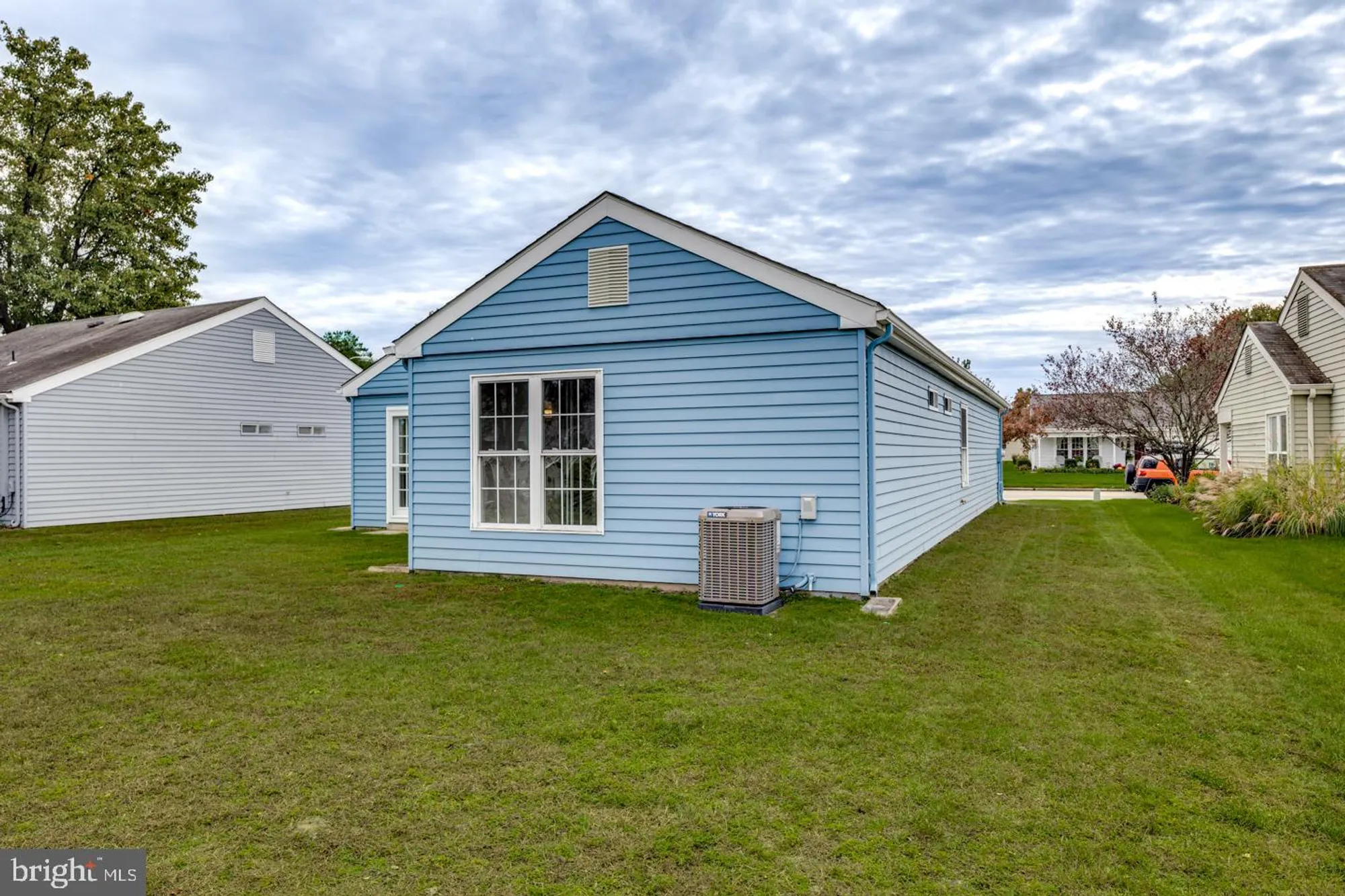 Property Slideshow image 32 of 47 | 248 huntington dr, Southampton, NJ, 08088