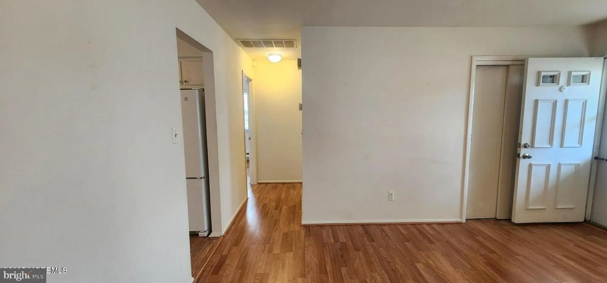 Property Slideshow image 4 of 15 | 77 brakenbury dr, Toms River, NJ, 08757