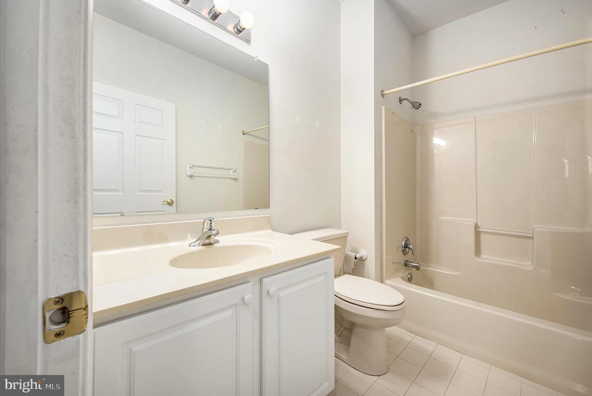 Property Slideshow image 31 of 45 | 4388 buttercup cir, Collegeville, PA, 19426