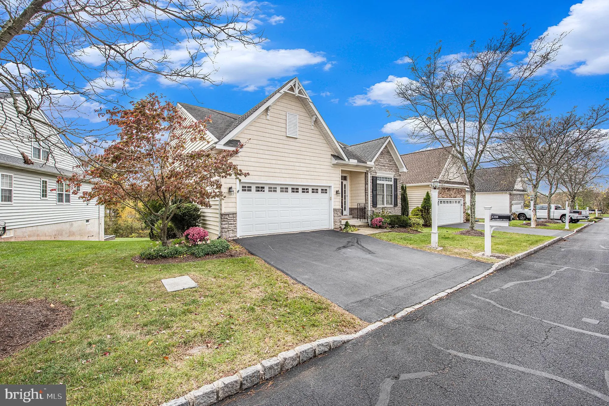 Property Slideshow image 4 of 45 | 4388 buttercup cir, Collegeville, PA, 19426