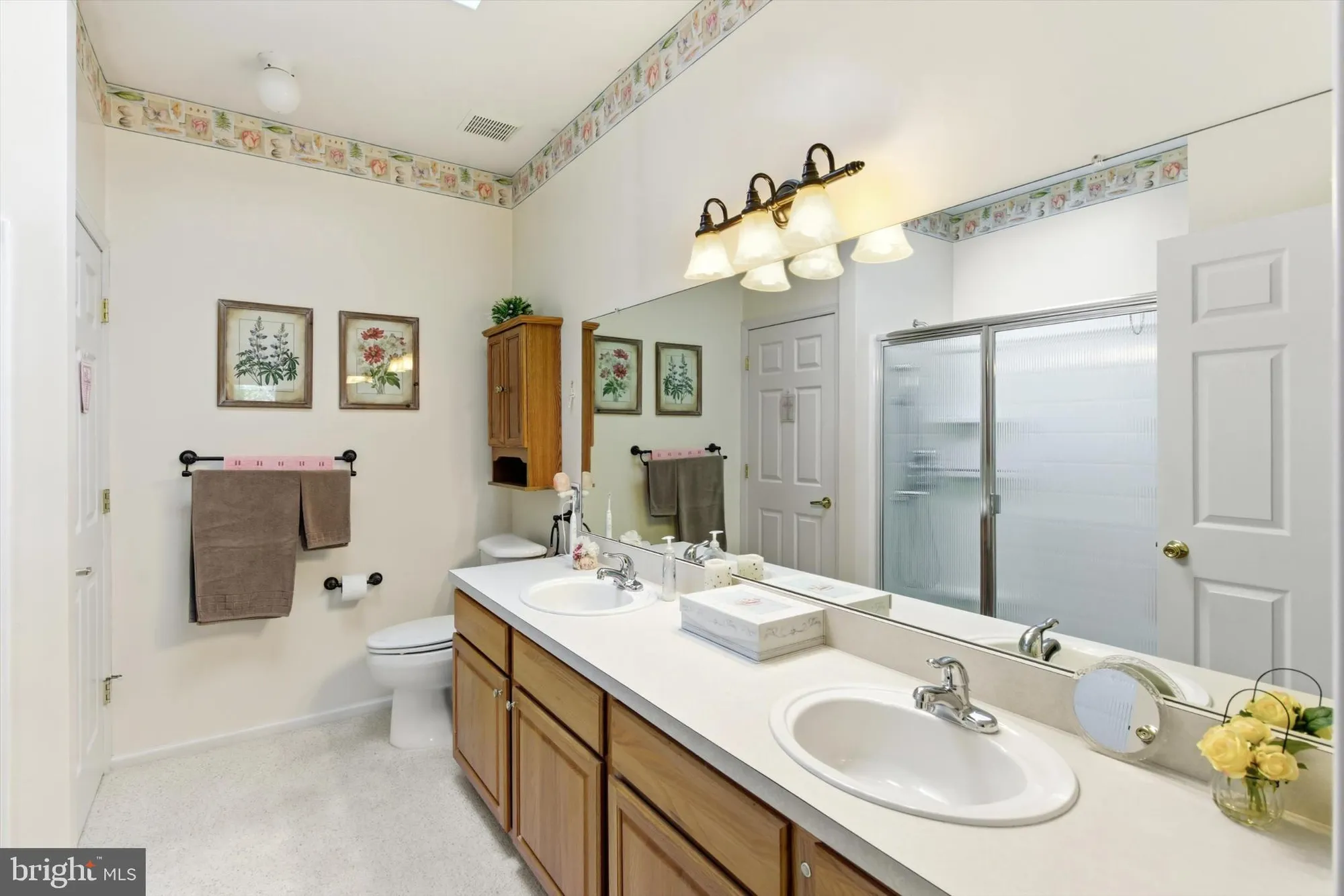 Property Slideshow image 21 of 36 | 53 lookout dr, Manahawkin, NJ, 08050
