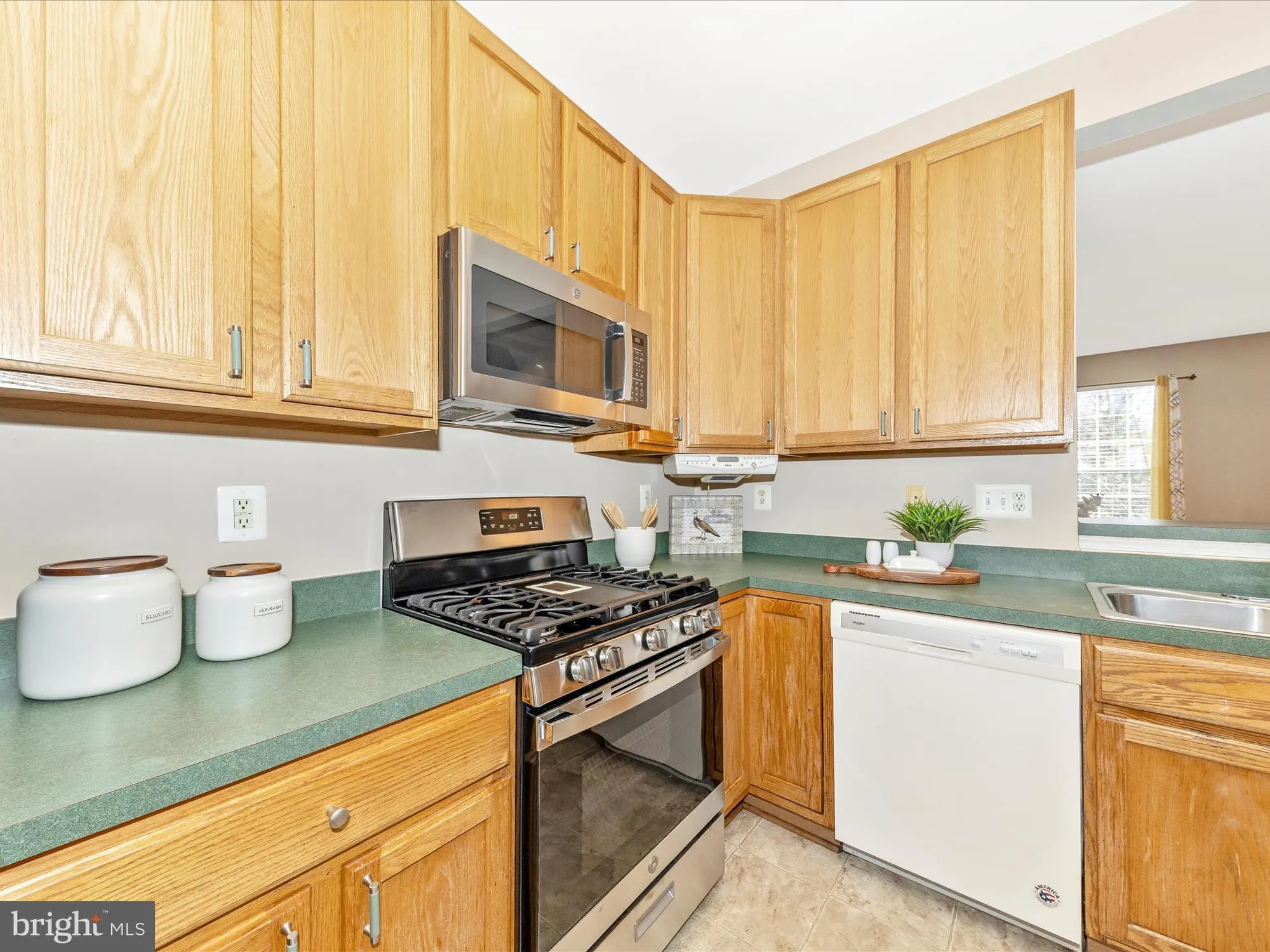 Property Slideshow image 14 of 62 | 5810 whiterose way, New Market, MD, 21774