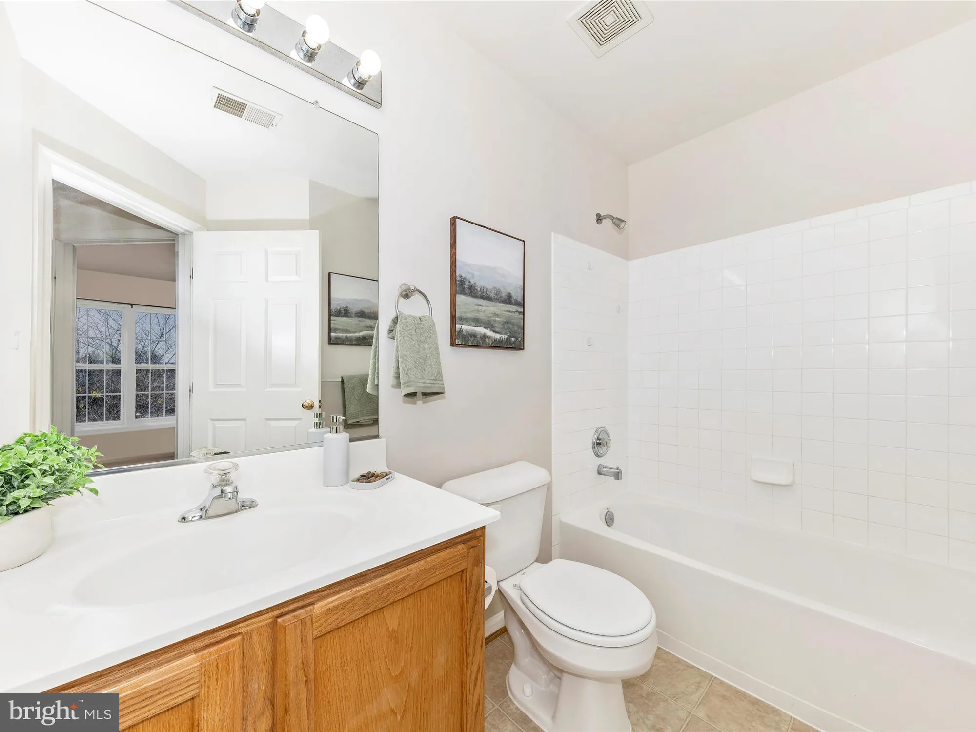 Property Slideshow image 33 of 62 | 5810 whiterose way, New Market, MD, 21774