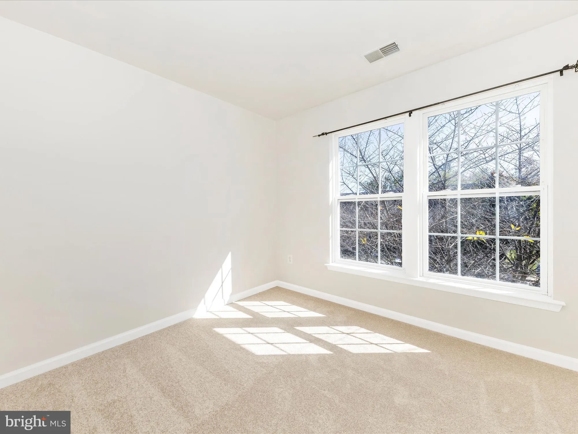 Property Slideshow image 31 of 62 | 5810 whiterose way, New Market, MD, 21774