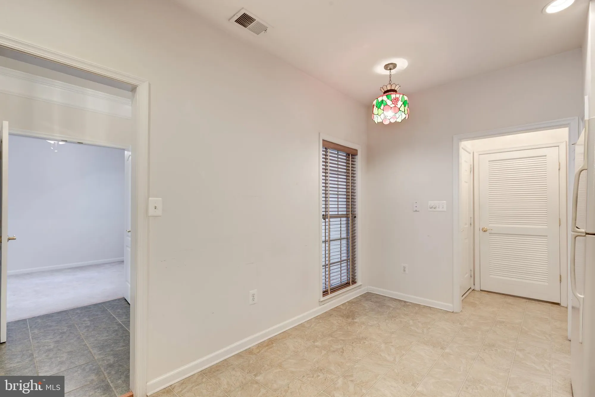 Property Slideshow image 15 of 38 | 172 saddletop dr # 364, Taneytown, MD, 21787