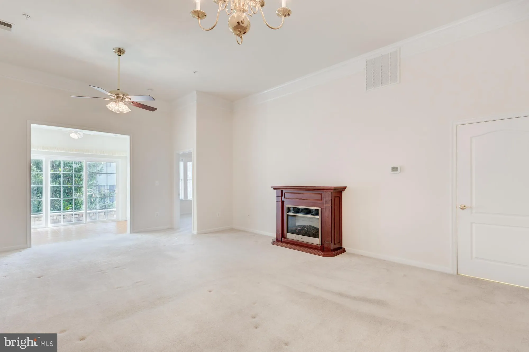 Property Slideshow image 20 of 38 | 172 saddletop dr # 364, Taneytown, MD, 21787