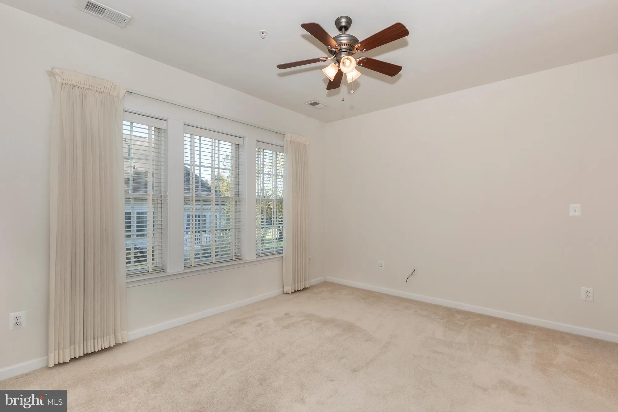 Property Slideshow image 24 of 38 | 172 saddletop dr # 364, Taneytown, MD, 21787