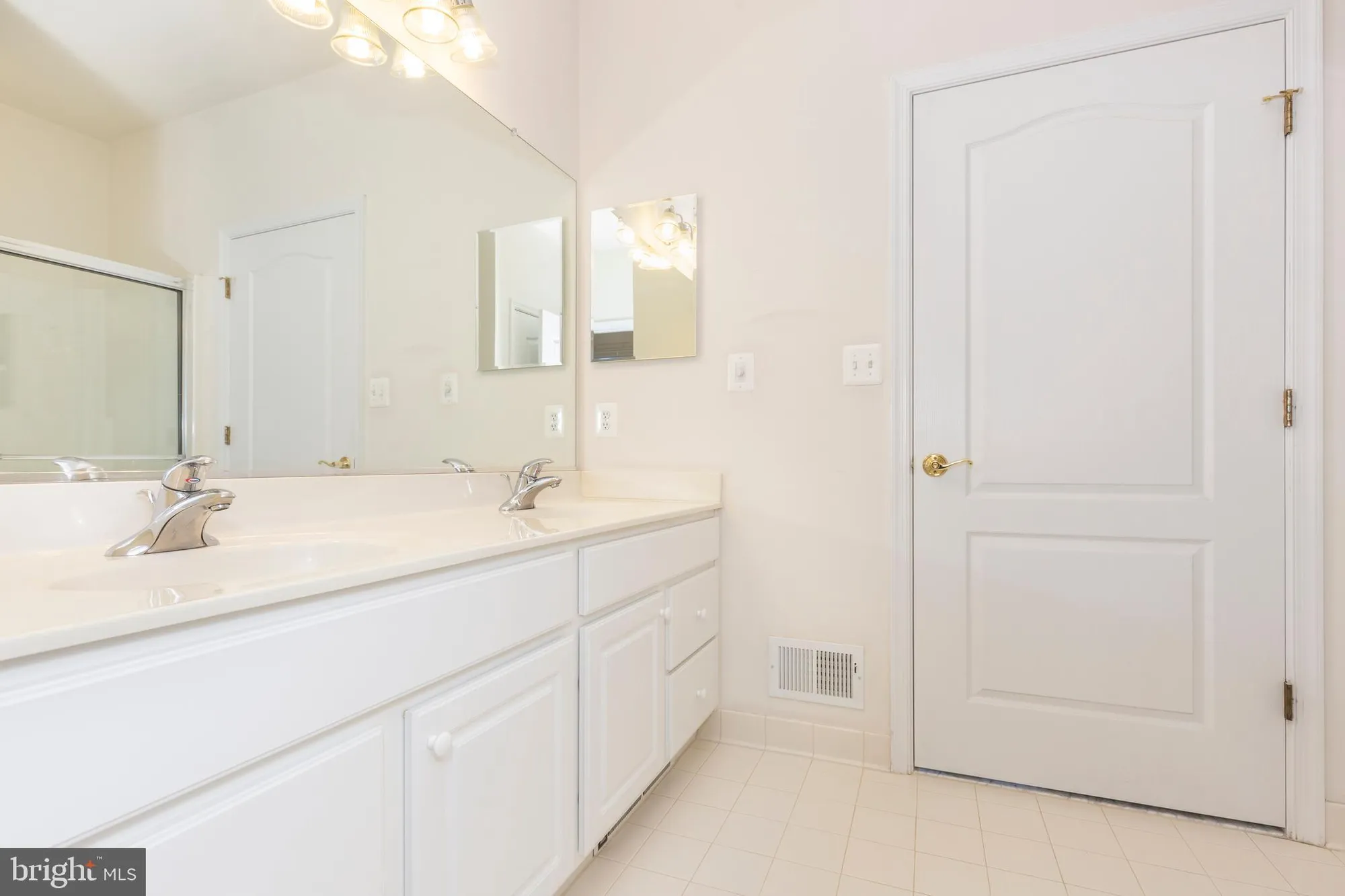 Property Slideshow image 31 of 38 | 172 saddletop dr # 364, Taneytown, MD, 21787