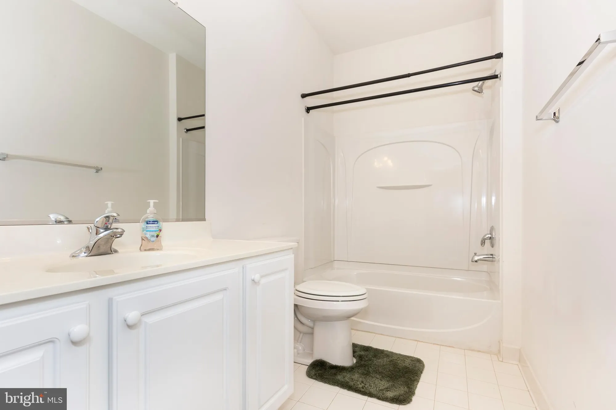 Property Slideshow image 10 of 38 | 172 saddletop dr # 364, Taneytown, MD, 21787
