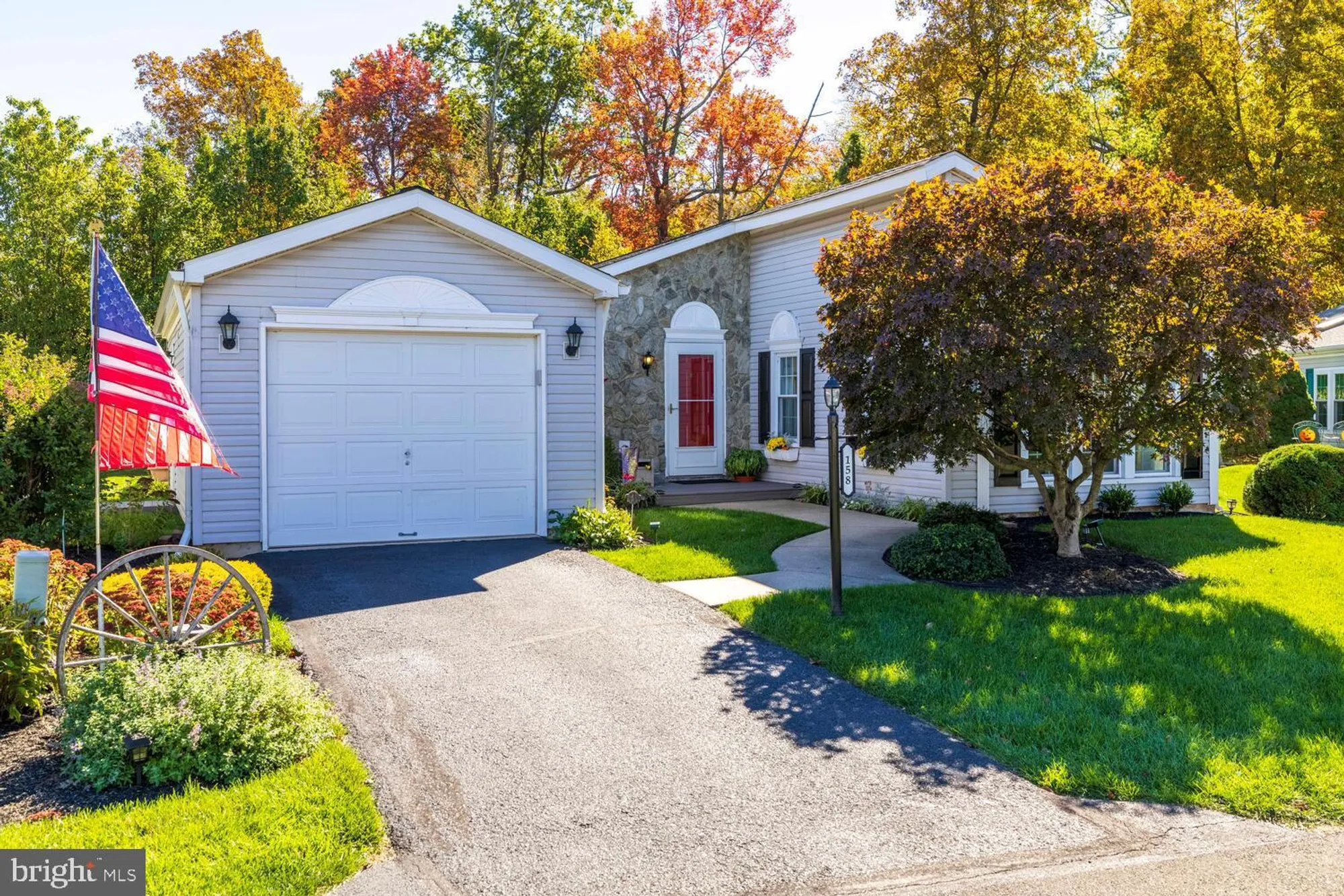 Property Slideshow image 1 of 30 | 158 grouse cir, New Hope, PA, 18938