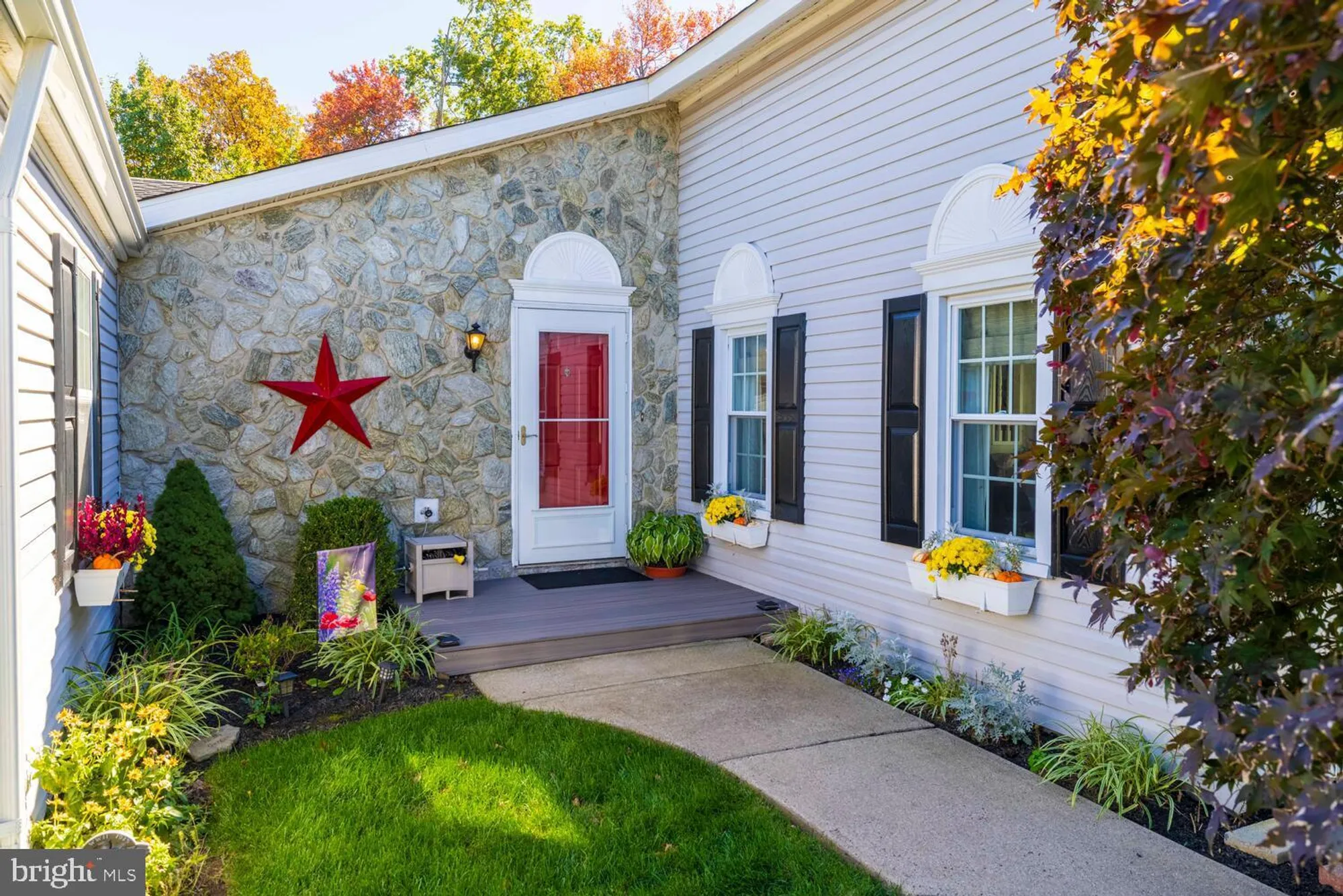 Property Slideshow image 2 of 30 | 158 grouse cir, New Hope, PA, 18938